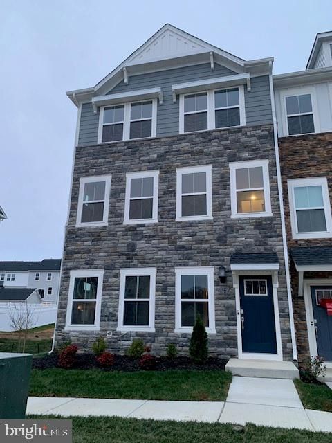 10578 ROUNDSTONE LANE WHITE PLAINS MD 20695