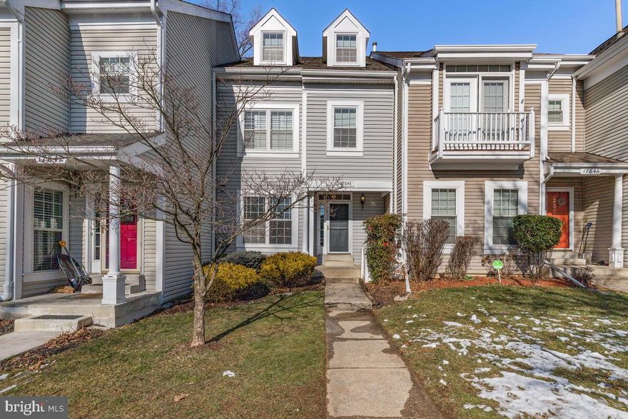 Welcome home! Absolutely stunning townhome tucked away in quiet Lake Hallowell. You won't have to lift a finger, just move right in. Beautifully updated eat-in kitchen features granite counters, soft-close maple cabinets, and high end stainless steel appliances. Owner's suite boasts cathedral ceilings, loft (ideal for office or gym!), and completely renovated master bathroom complete with rain showerhead; your own private sanctuary. Don't forget the bonus room in the basement! Expansive deck and walk-out basement make this home a dream for entertaining. Beautiful AND functional, this home also boasts a dual zoned and regularly serviced HVAC system (2012), new siding (2017), gutter covers (2020), a newer roof (2011), and more! You will have to see it to believe it.