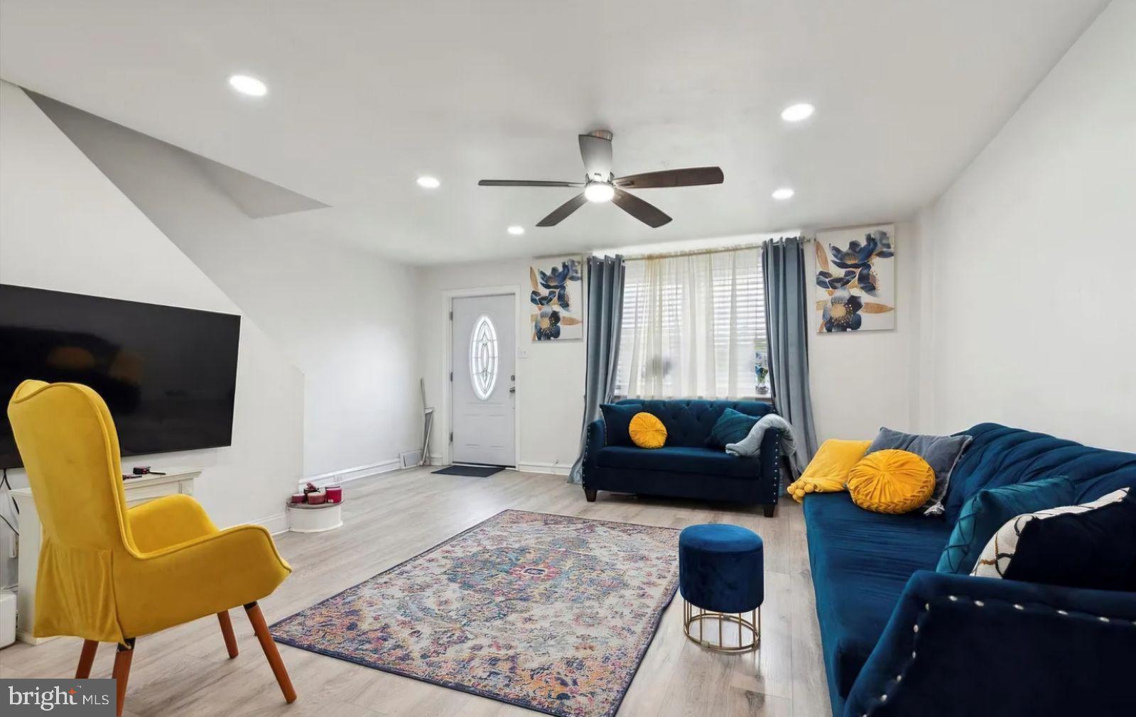 LAWNCREST - Residential