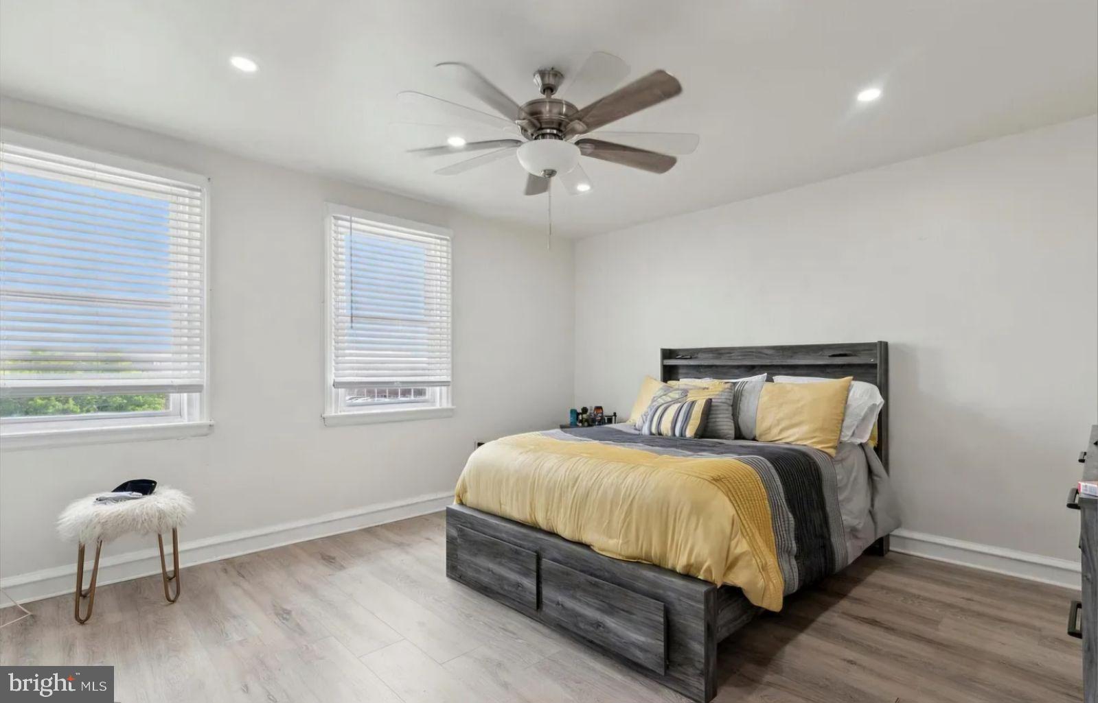 LAWNCREST - Residential