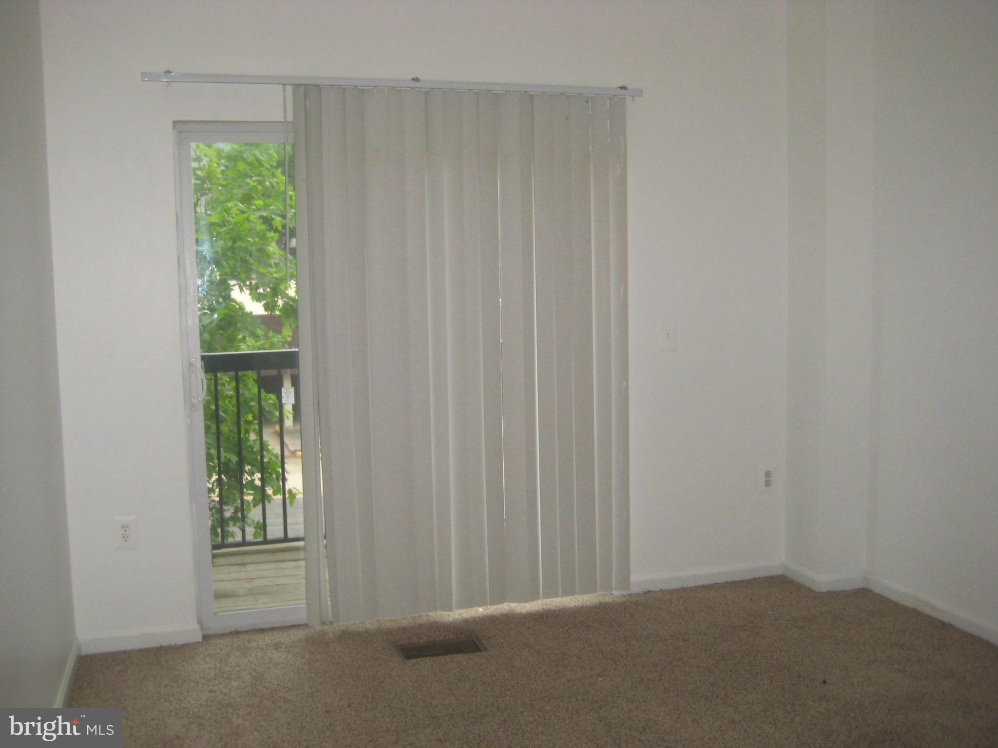 FAIRFAX RIDGE - Residential Lease