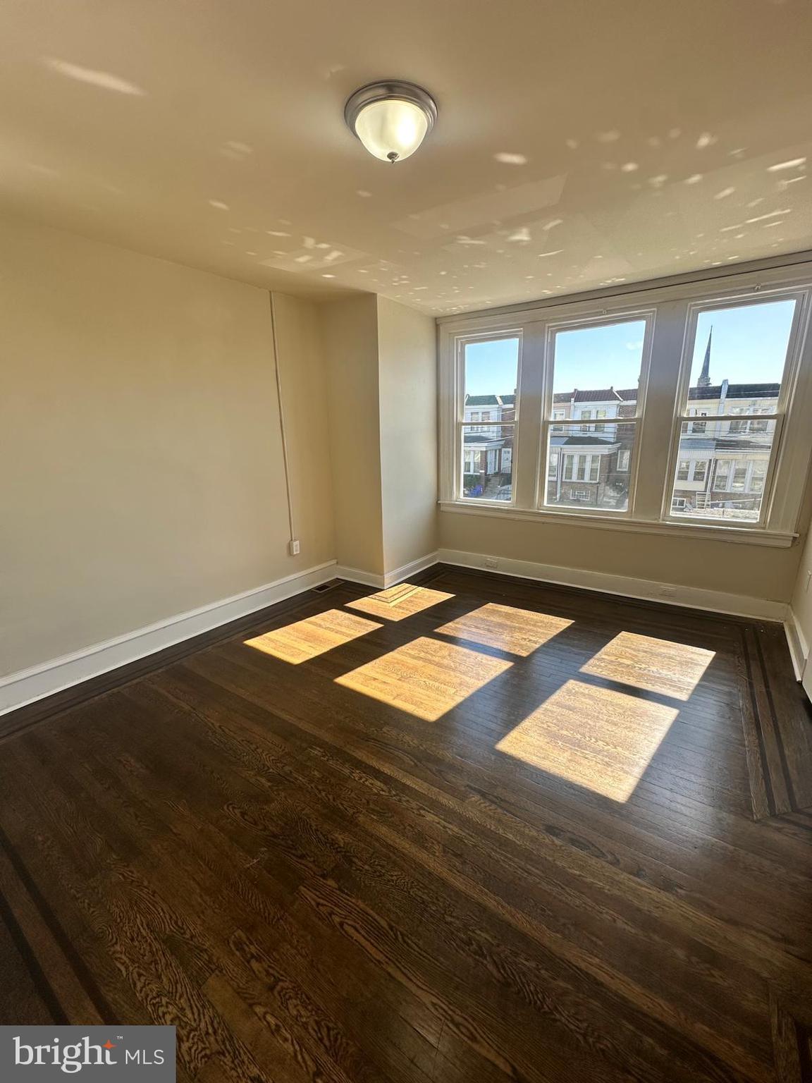 WEST OAK LANE - Residential
