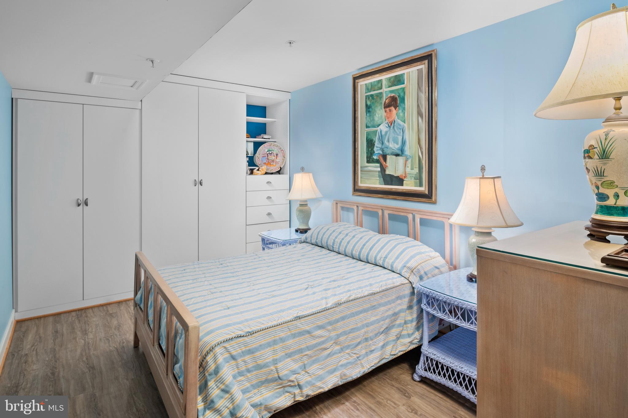 SNOWDEN OVERLOOK - Residential