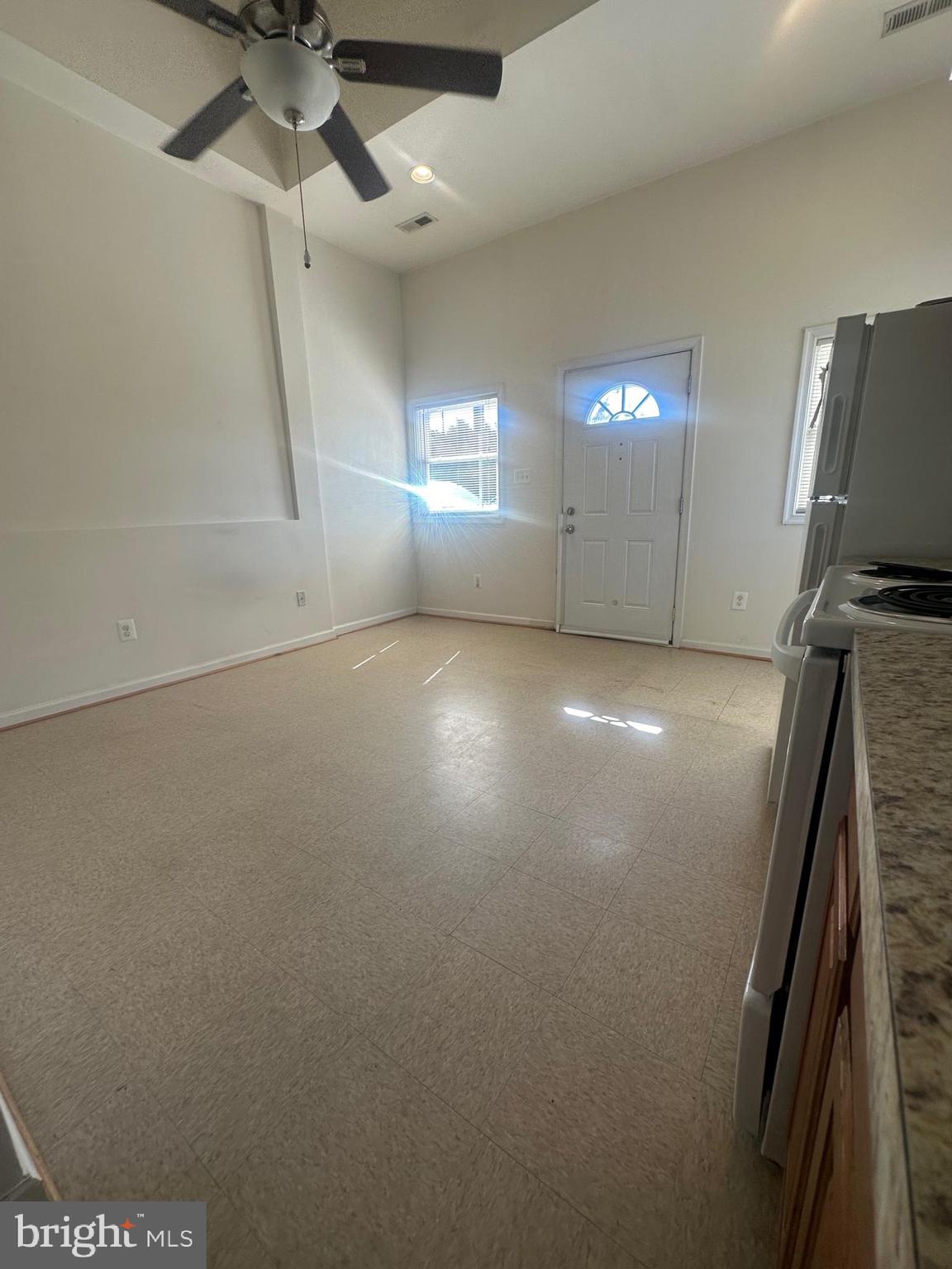 DOWNTOWN BRUNSWICK - Residential Lease