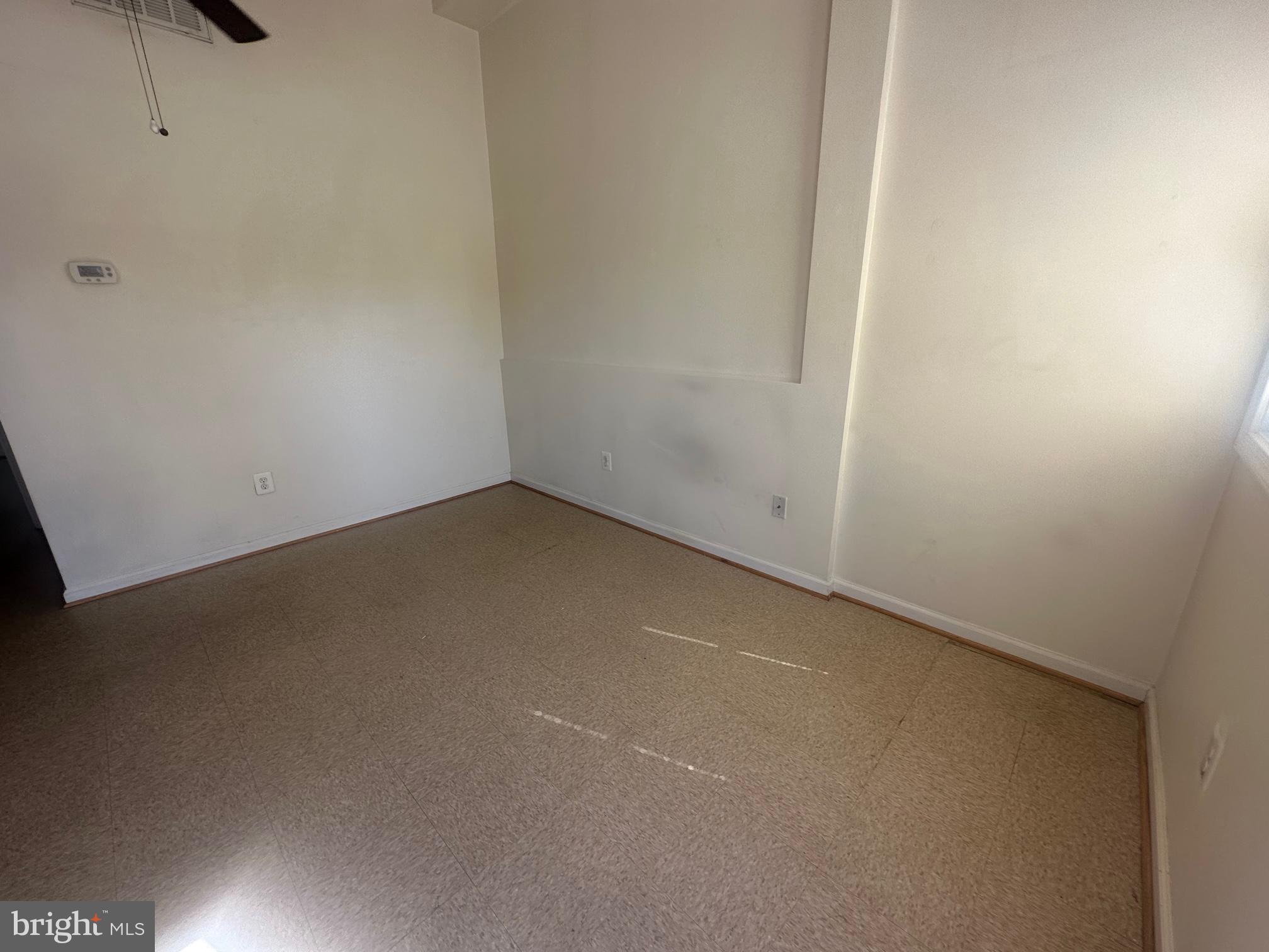 DOWNTOWN BRUNSWICK - Residential Lease