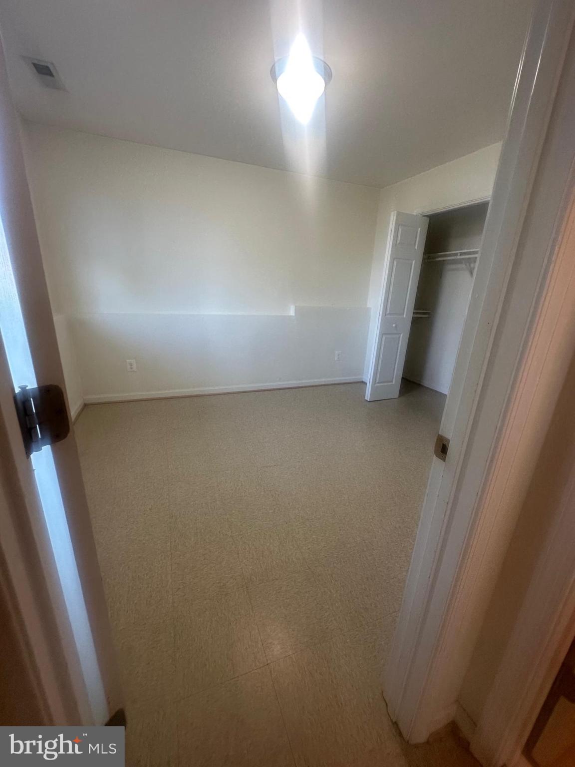 DOWNTOWN BRUNSWICK - Residential Lease