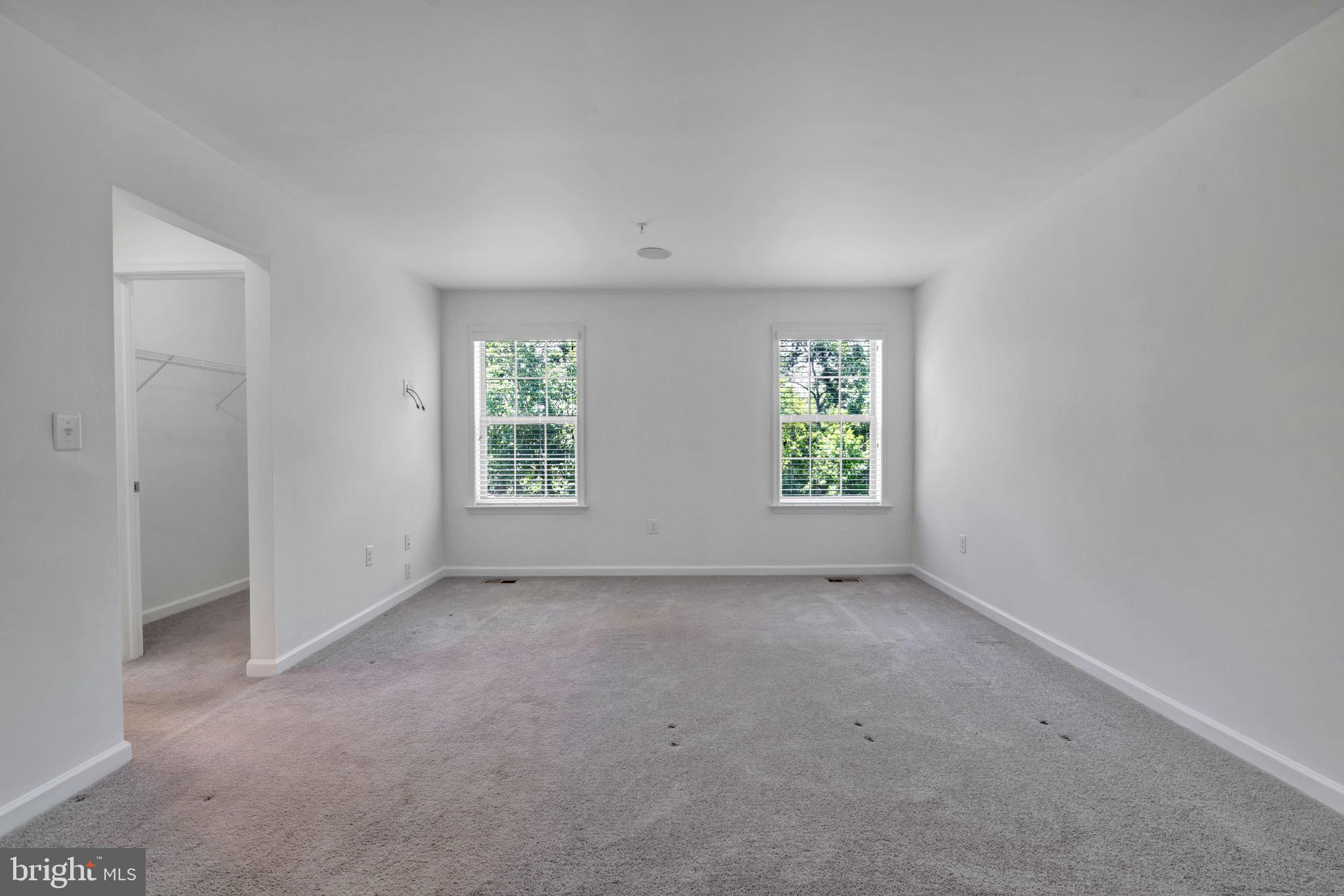 GLENN DALE COMMONS - Residential