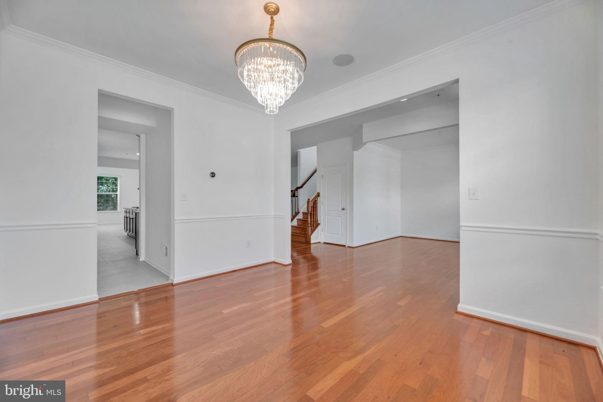 GLENN DALE COMMONS - Residential