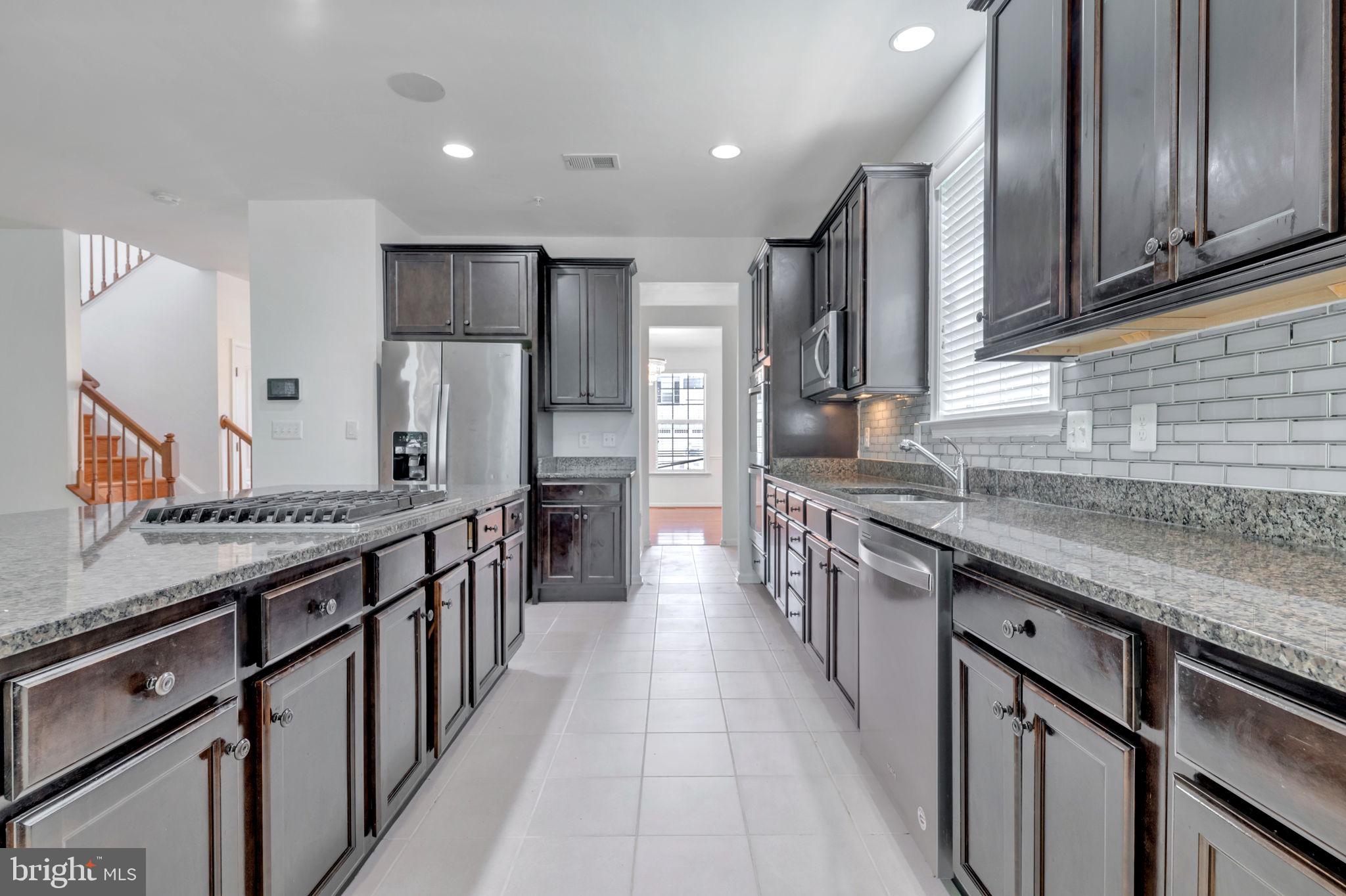 GLENN DALE COMMONS - Residential