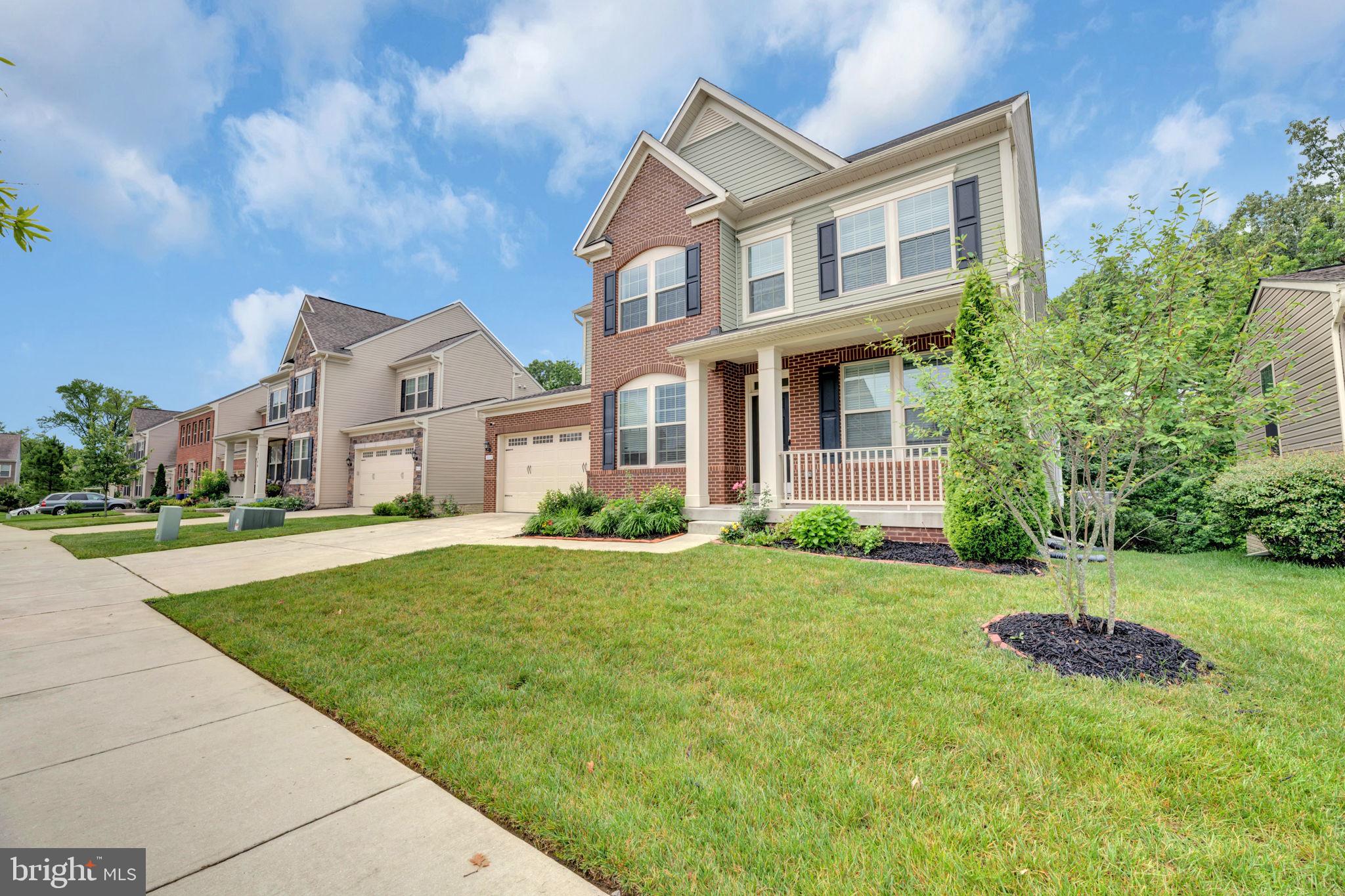 GLENN DALE COMMONS - Residential