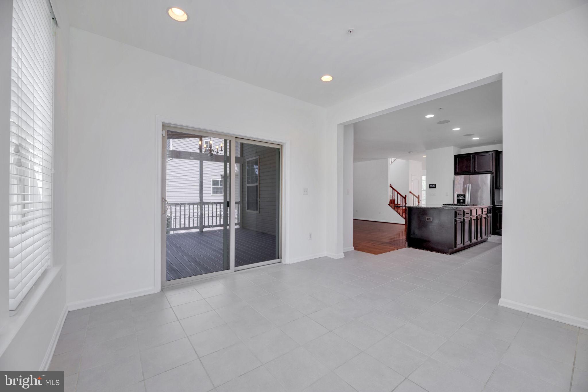 GLENN DALE COMMONS - Residential