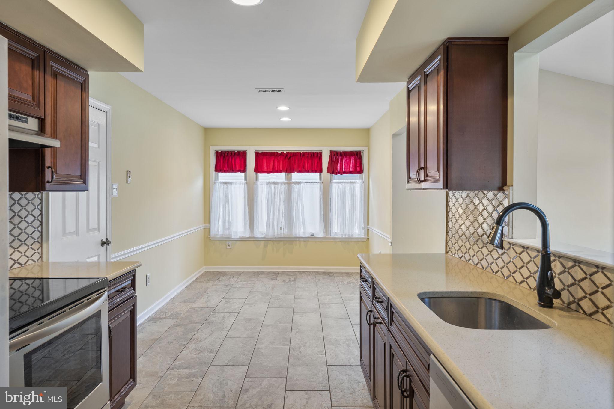 FAIRBRIDGE - Residential