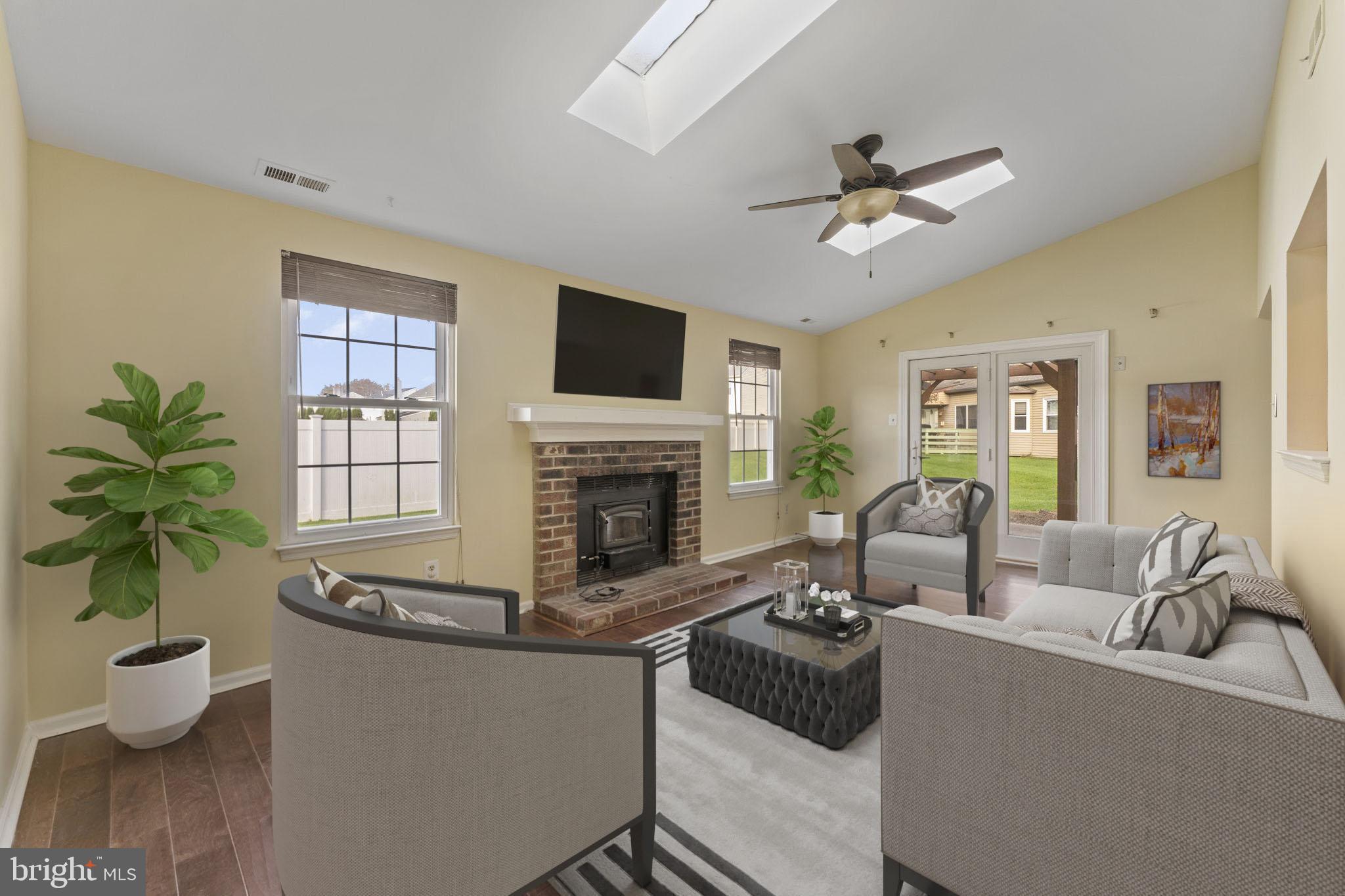 FAIRBRIDGE - Residential