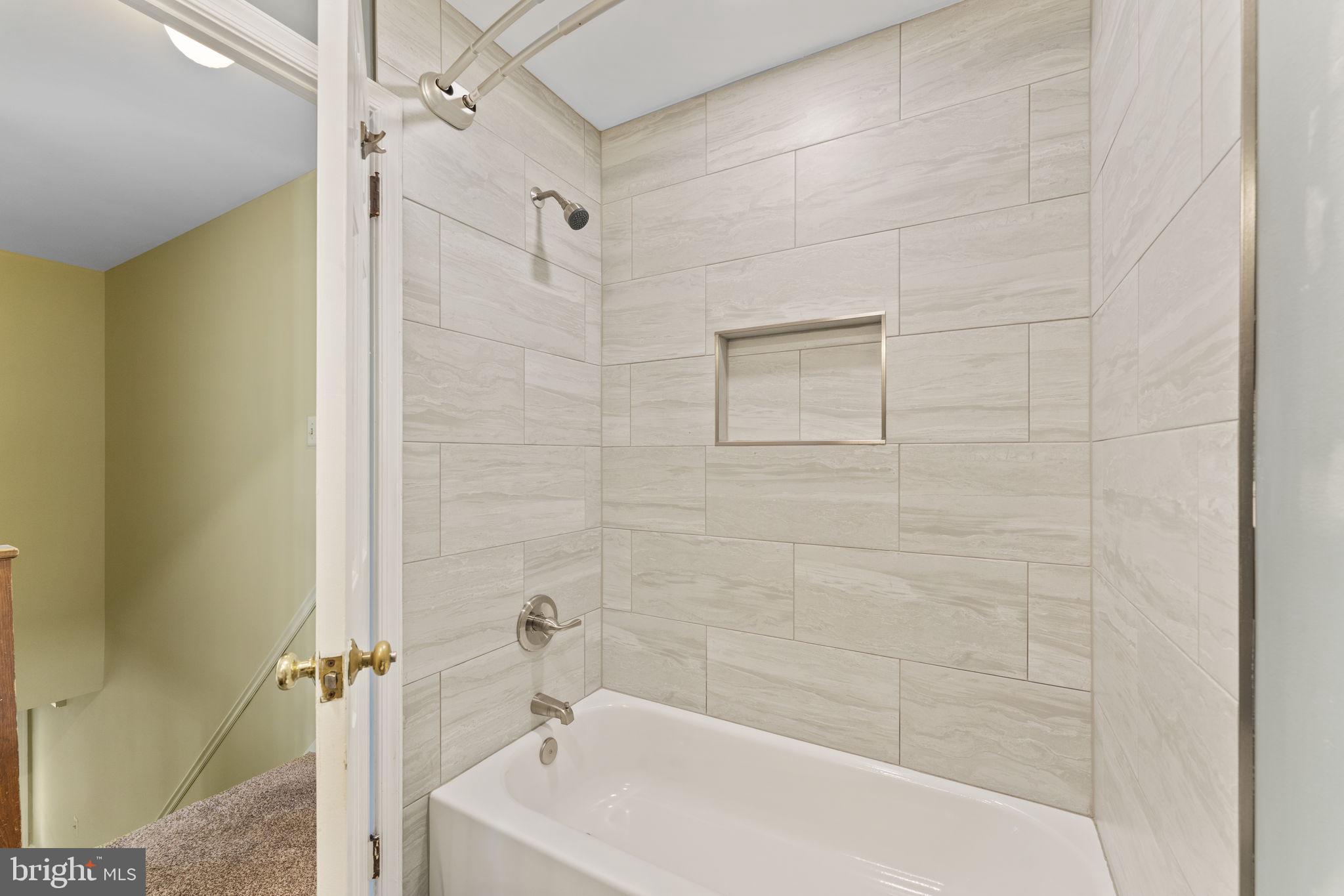 FAIRBRIDGE - Residential