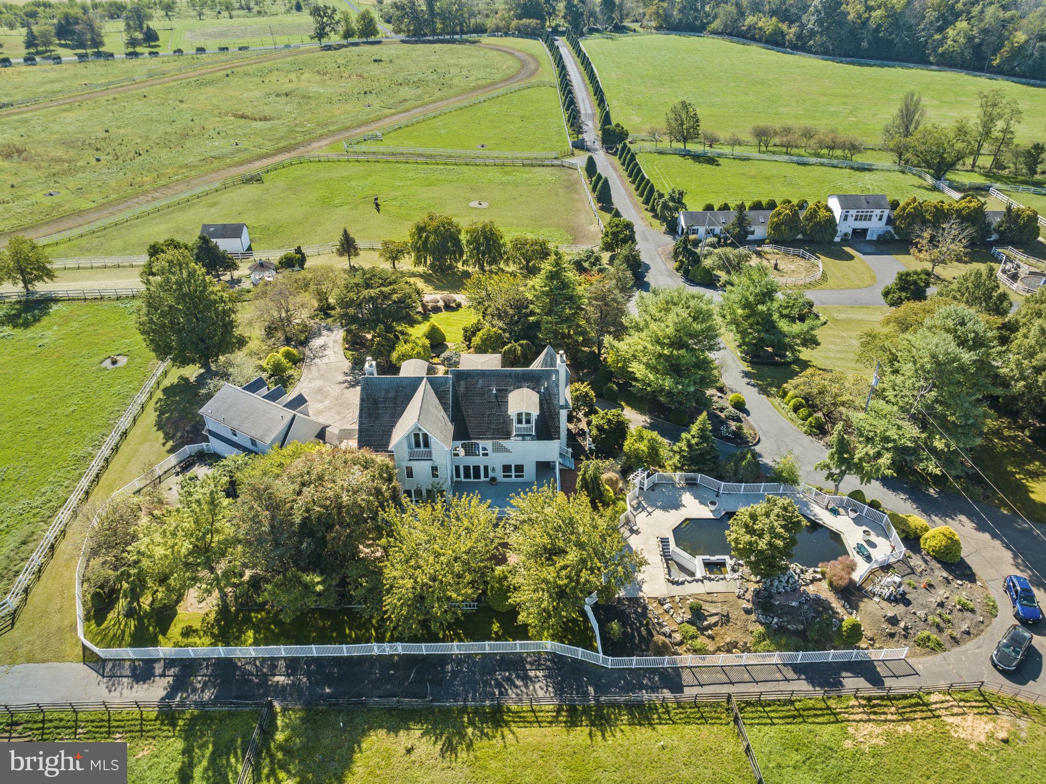 18 SCHOOL HOUSE ROAD