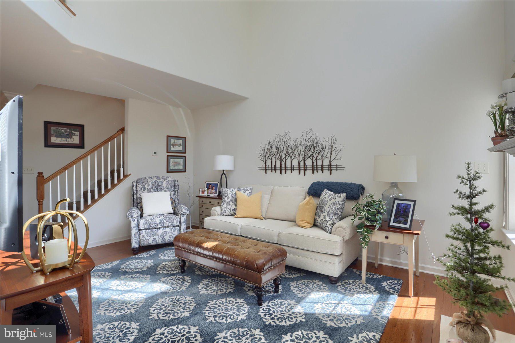 WINDING HILLS - Residential