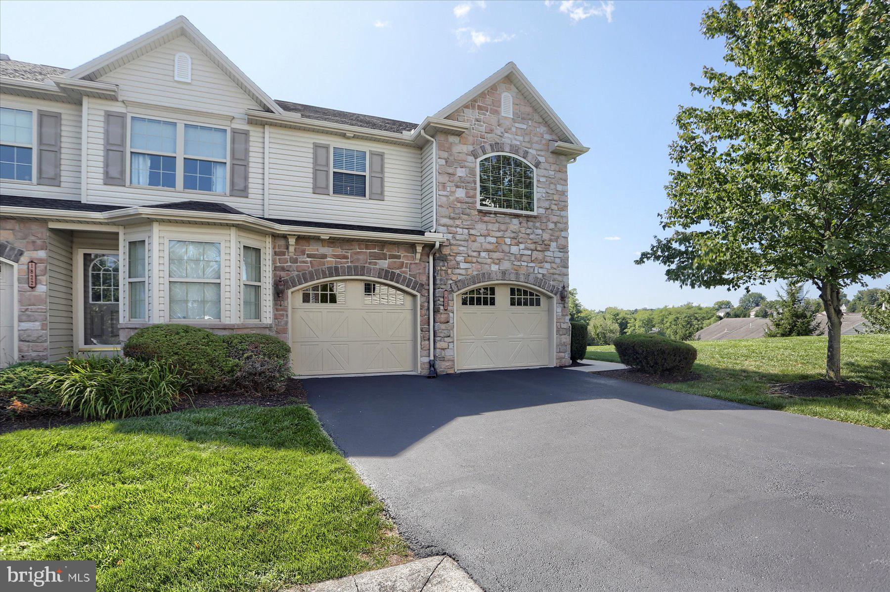 WINDING HILLS - Residential