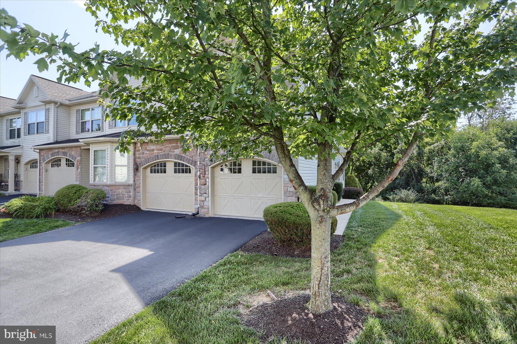 WINDING HILLS - Residential