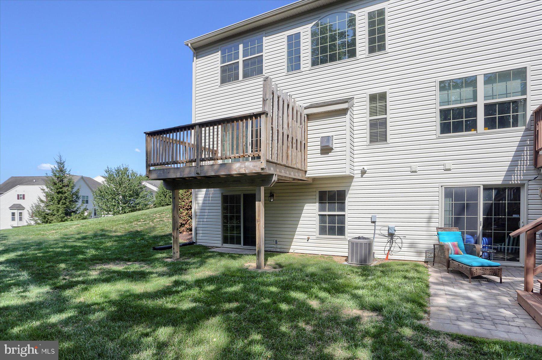 WINDING HILLS - Residential