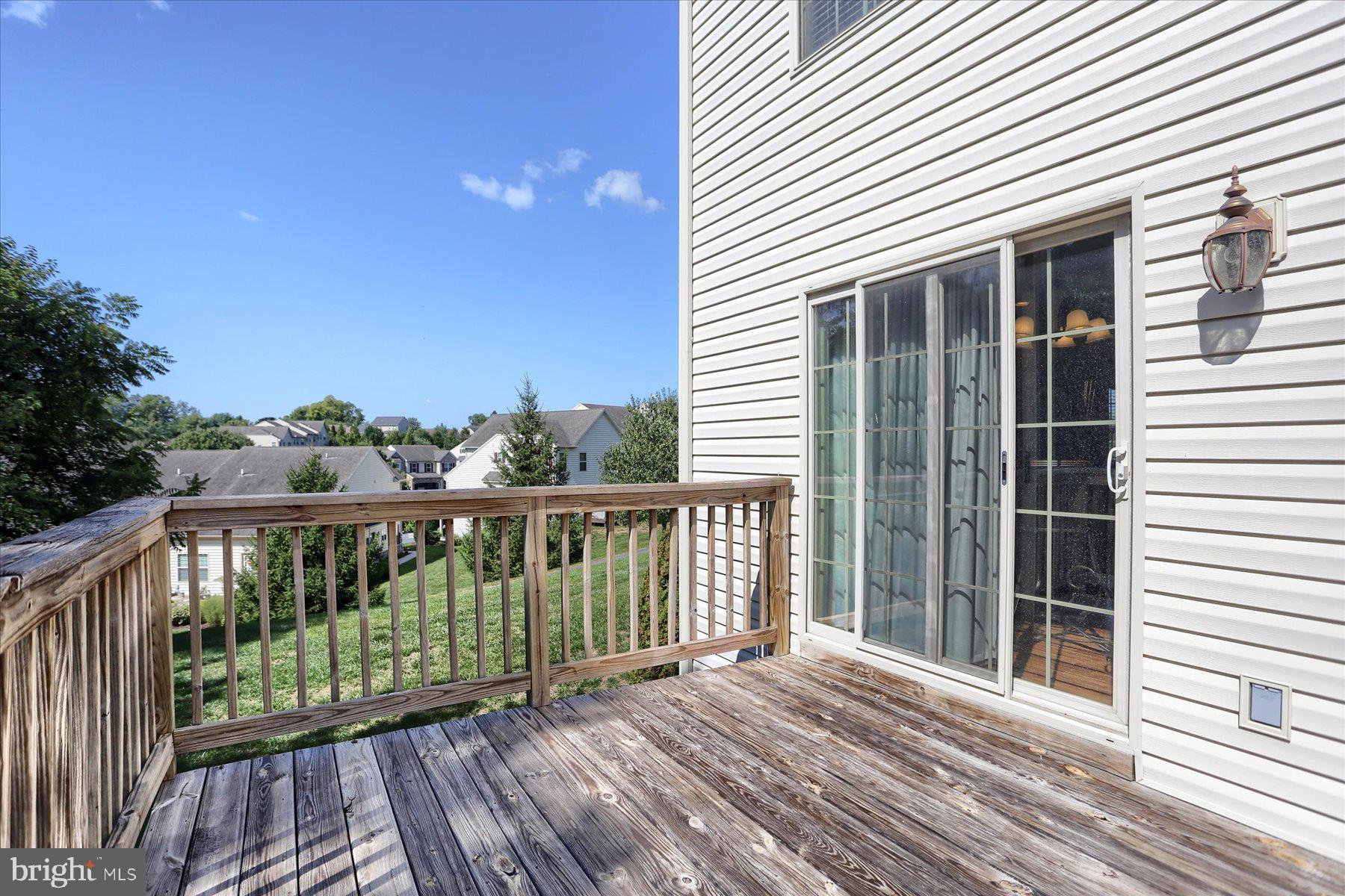 WINDING HILLS - Residential