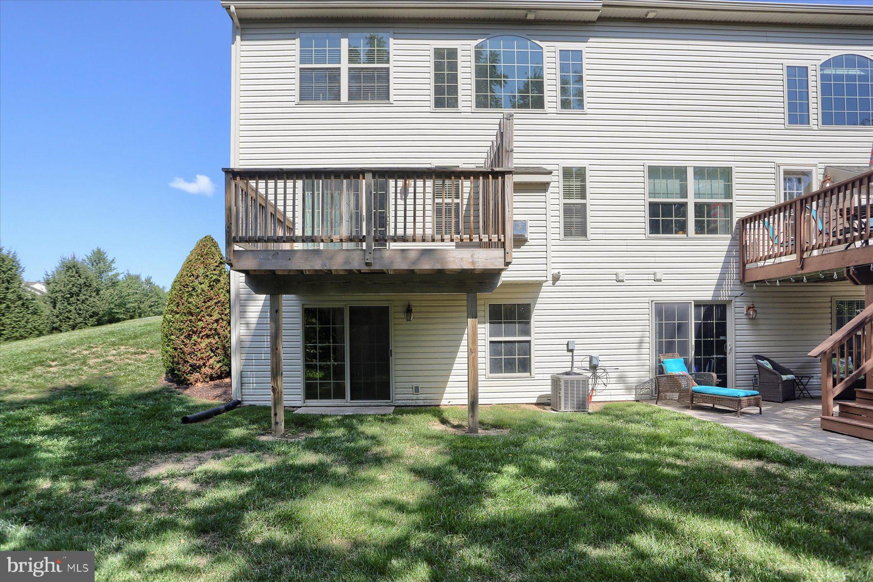 WINDING HILLS - Residential