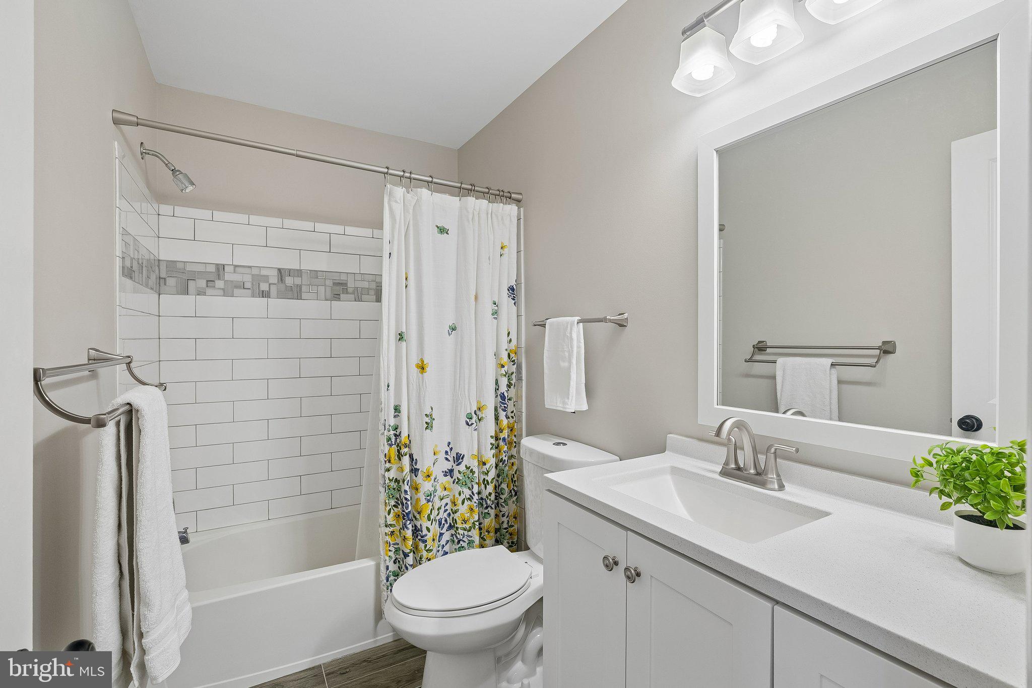 BROADLANDS SOUTH - Residential