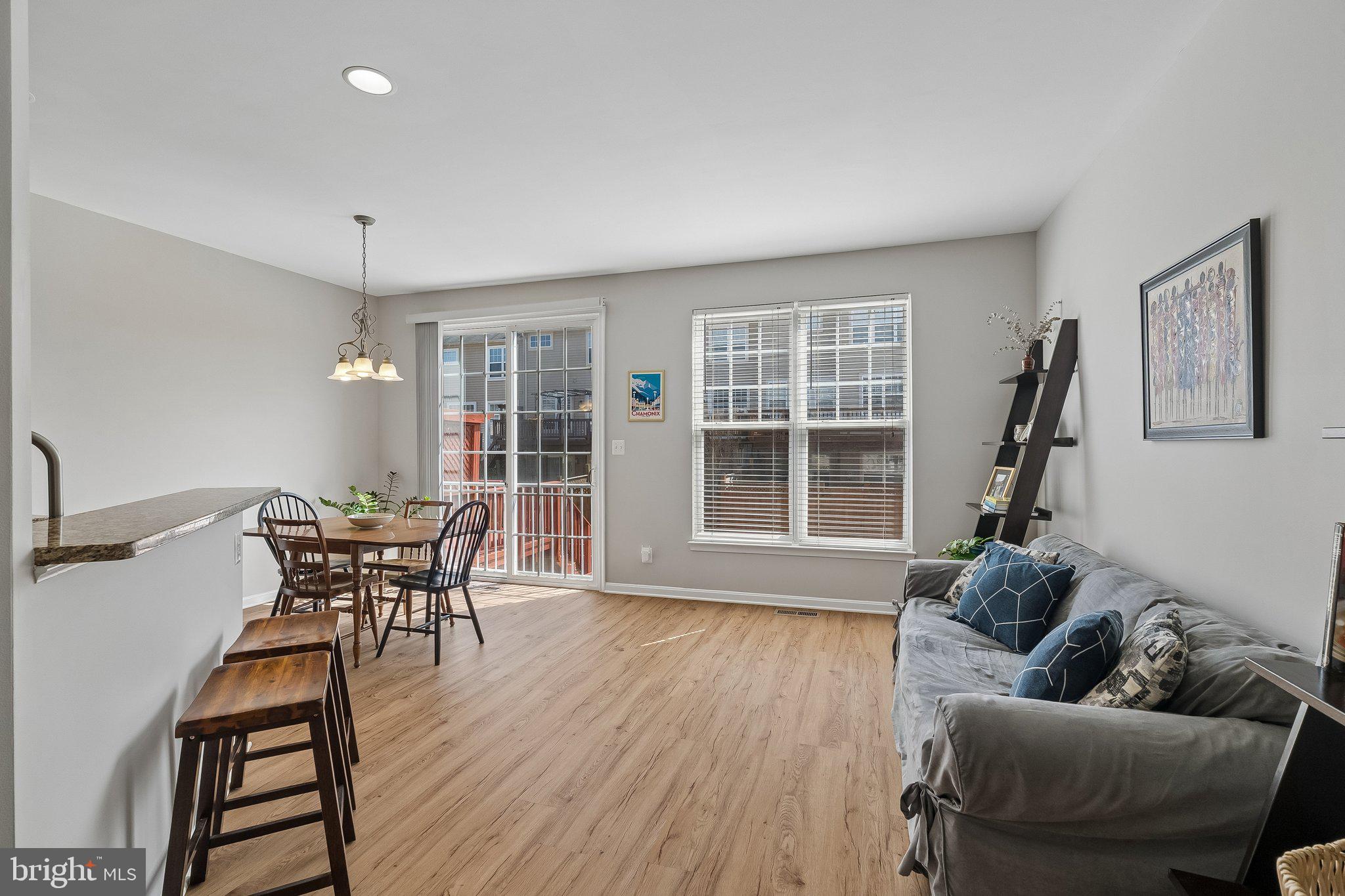 BROADLANDS SOUTH - Residential