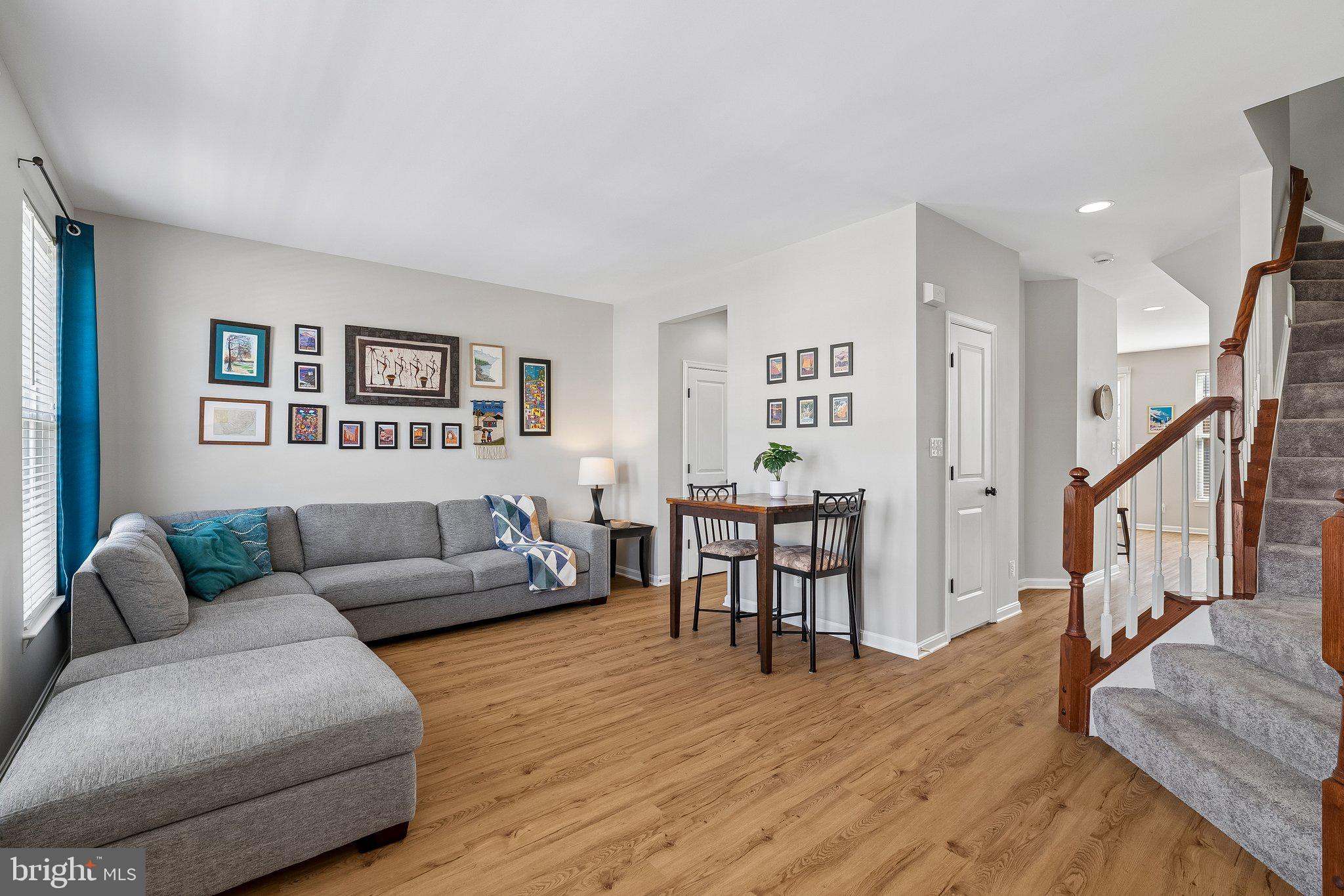 BROADLANDS SOUTH - Residential