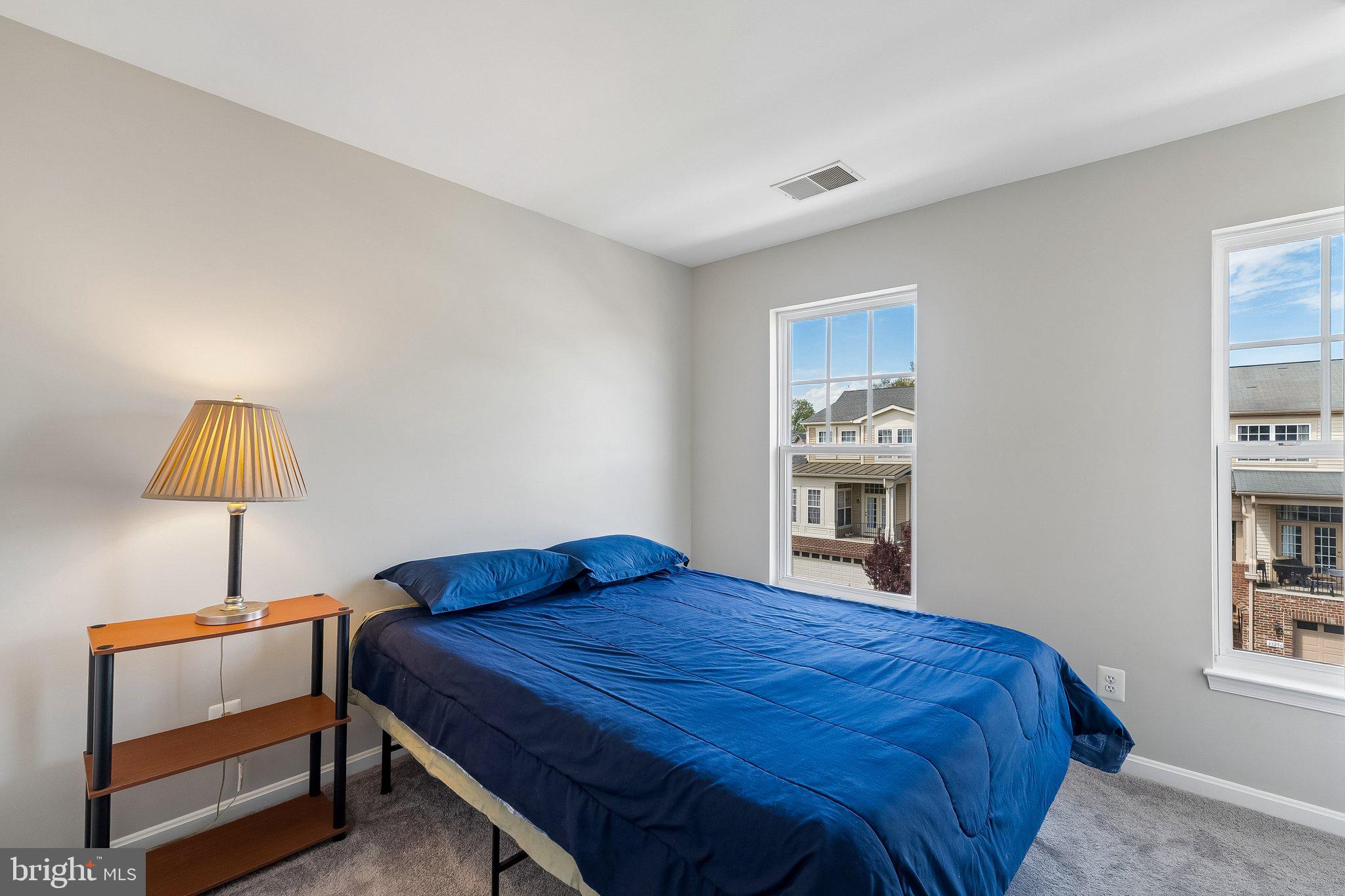 BROADLANDS SOUTH - Residential