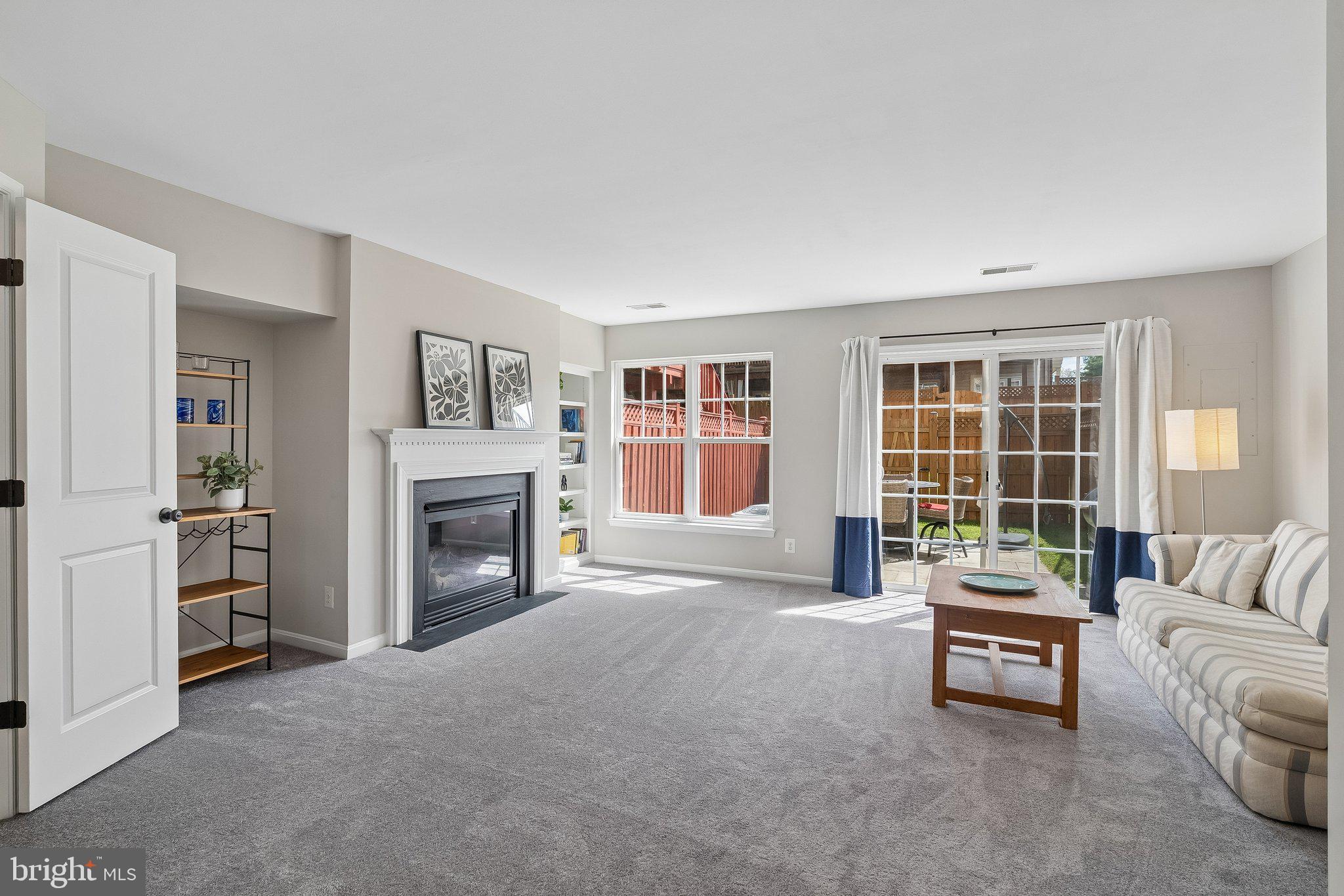 43255 SUNDERLEIGH SQUARE