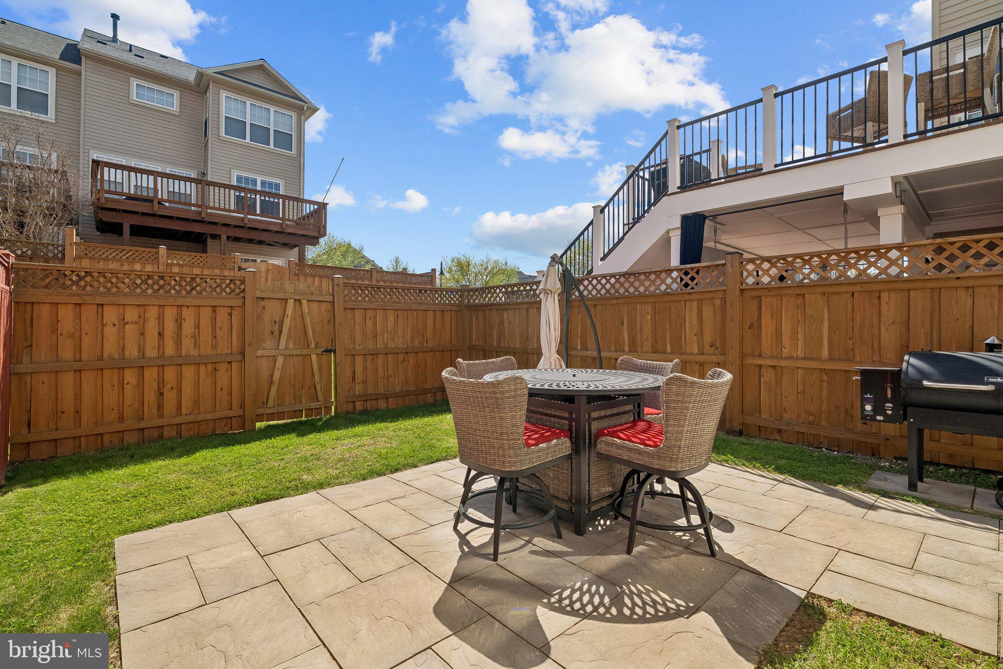 BROADLANDS SOUTH - Residential