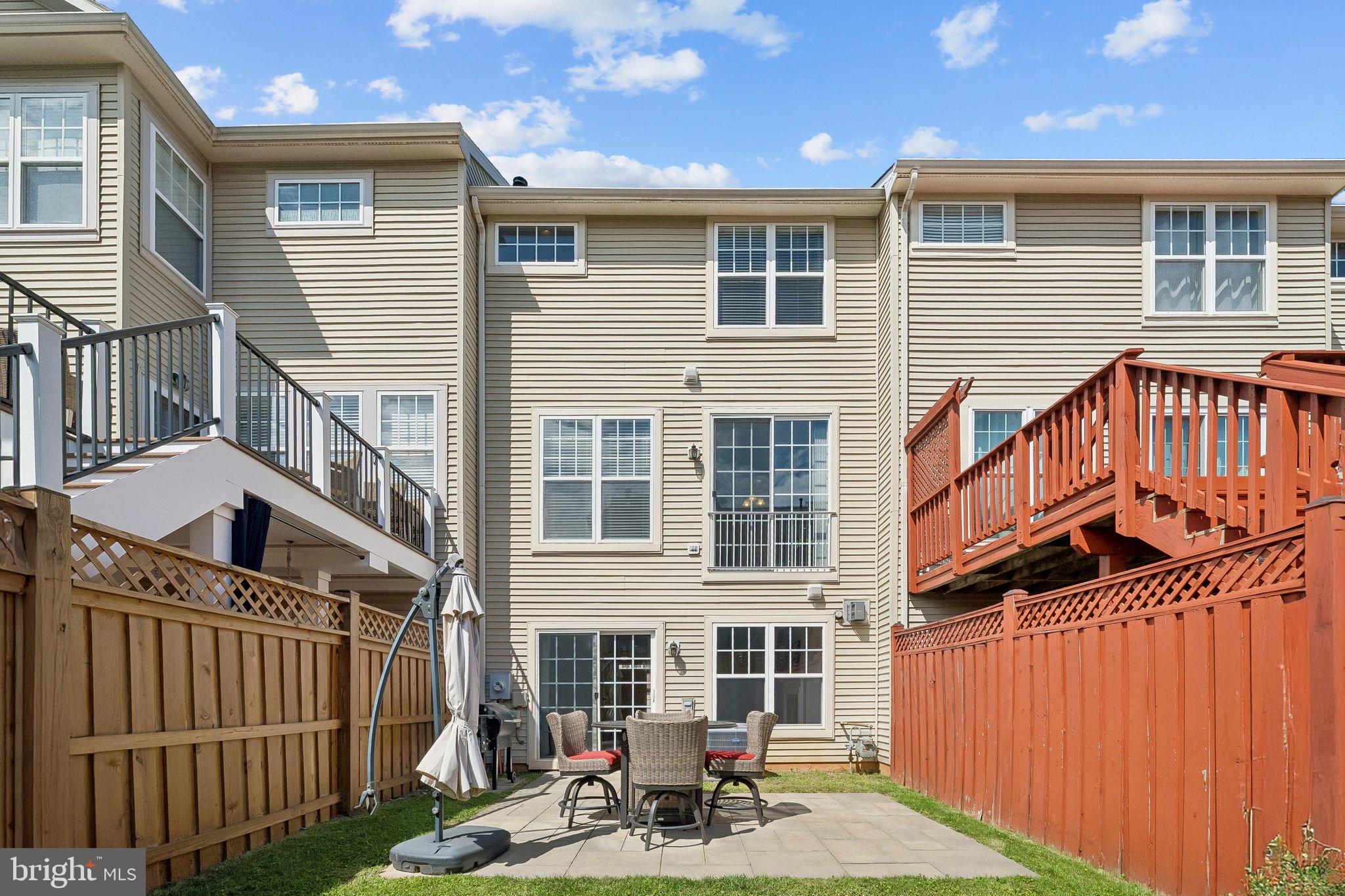 BROADLANDS SOUTH - Residential