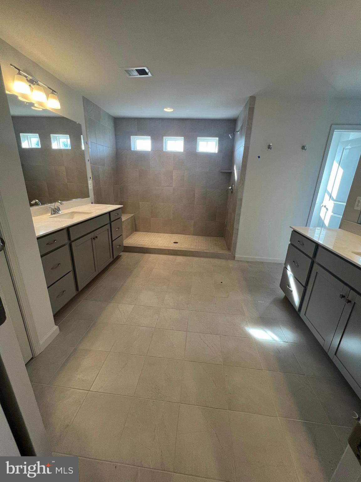 EMBREY MILL - Residential