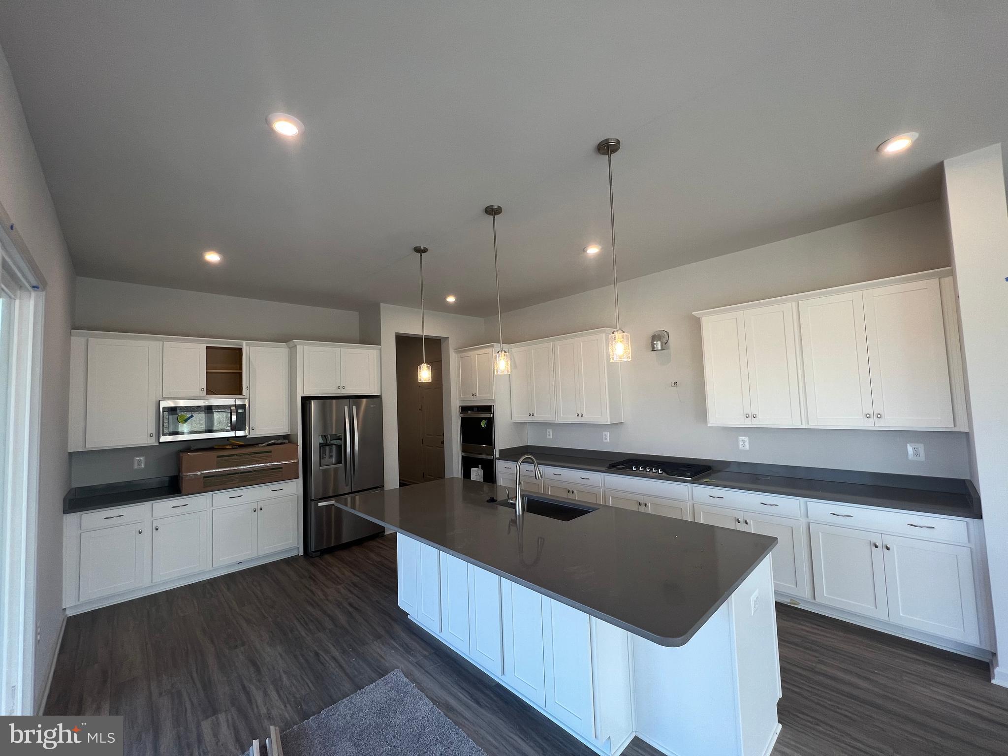 EMBREY MILL - Residential