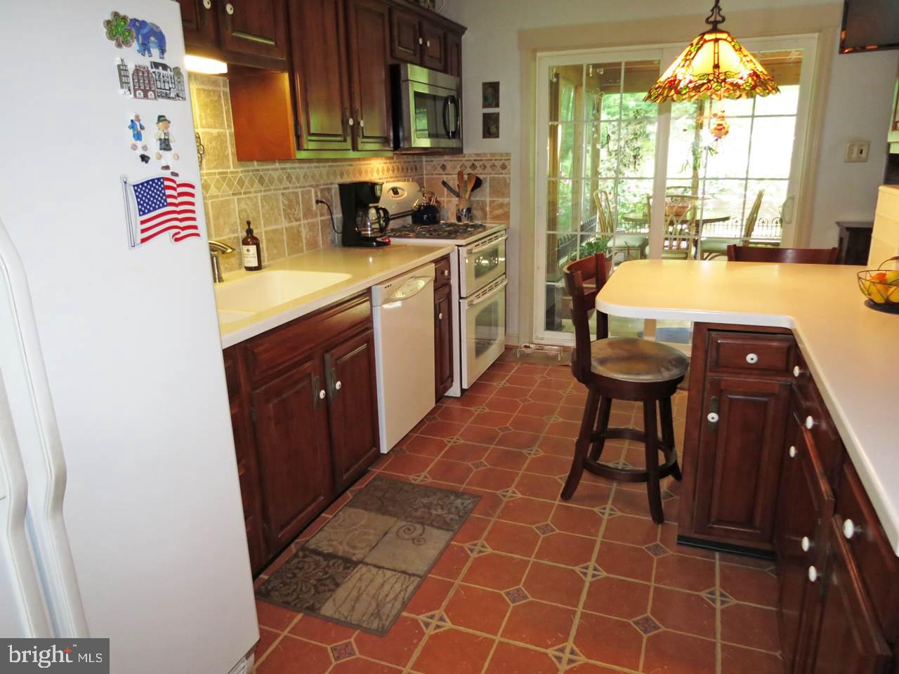 WILSHIRE HILLS - Residential