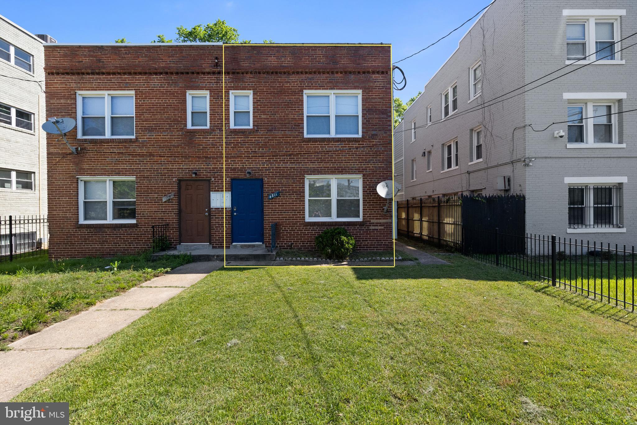 4811 QUARLES STREET NE