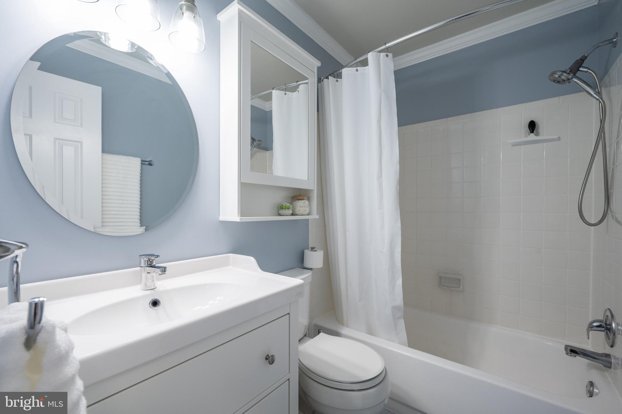 JEFFERSON MEWS - Residential