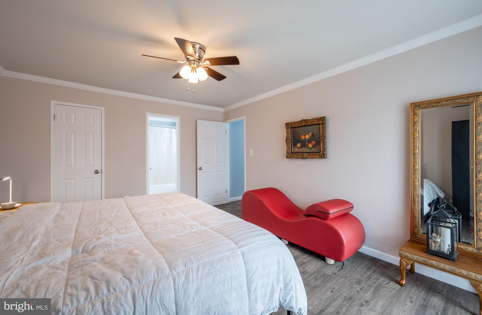 JEFFERSON MEWS - Residential