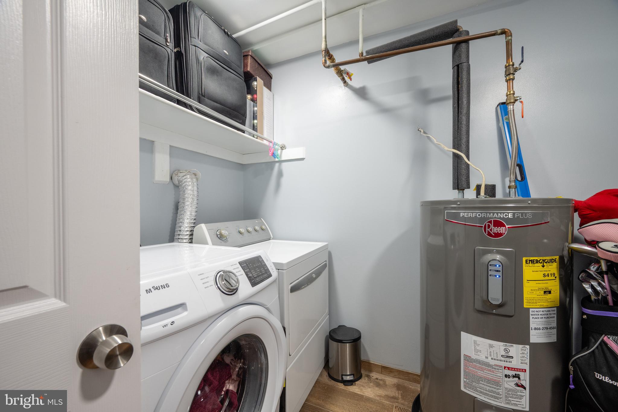 JEFFERSON MEWS - Residential