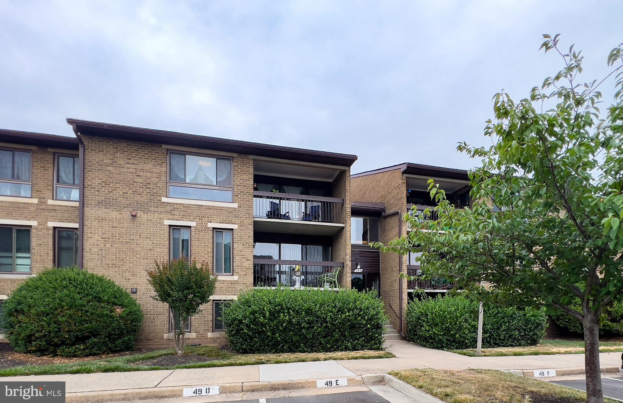 JEFFERSON MEWS - Residential