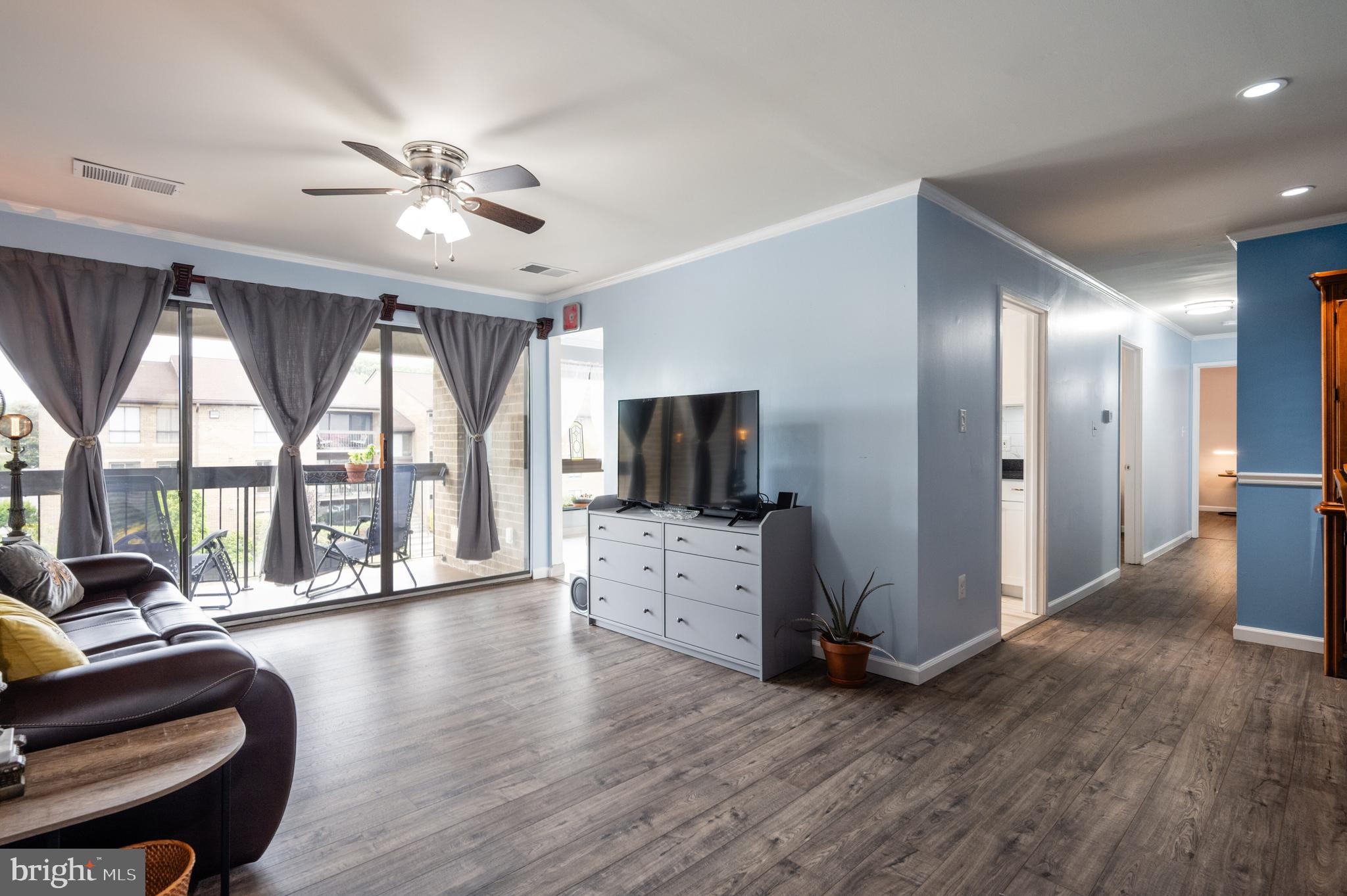 JEFFERSON MEWS - Residential