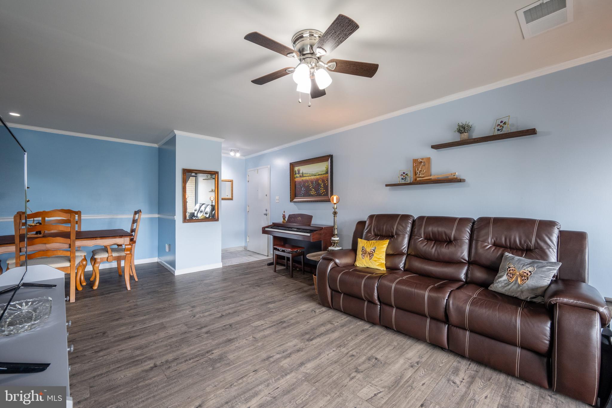 JEFFERSON MEWS - Residential