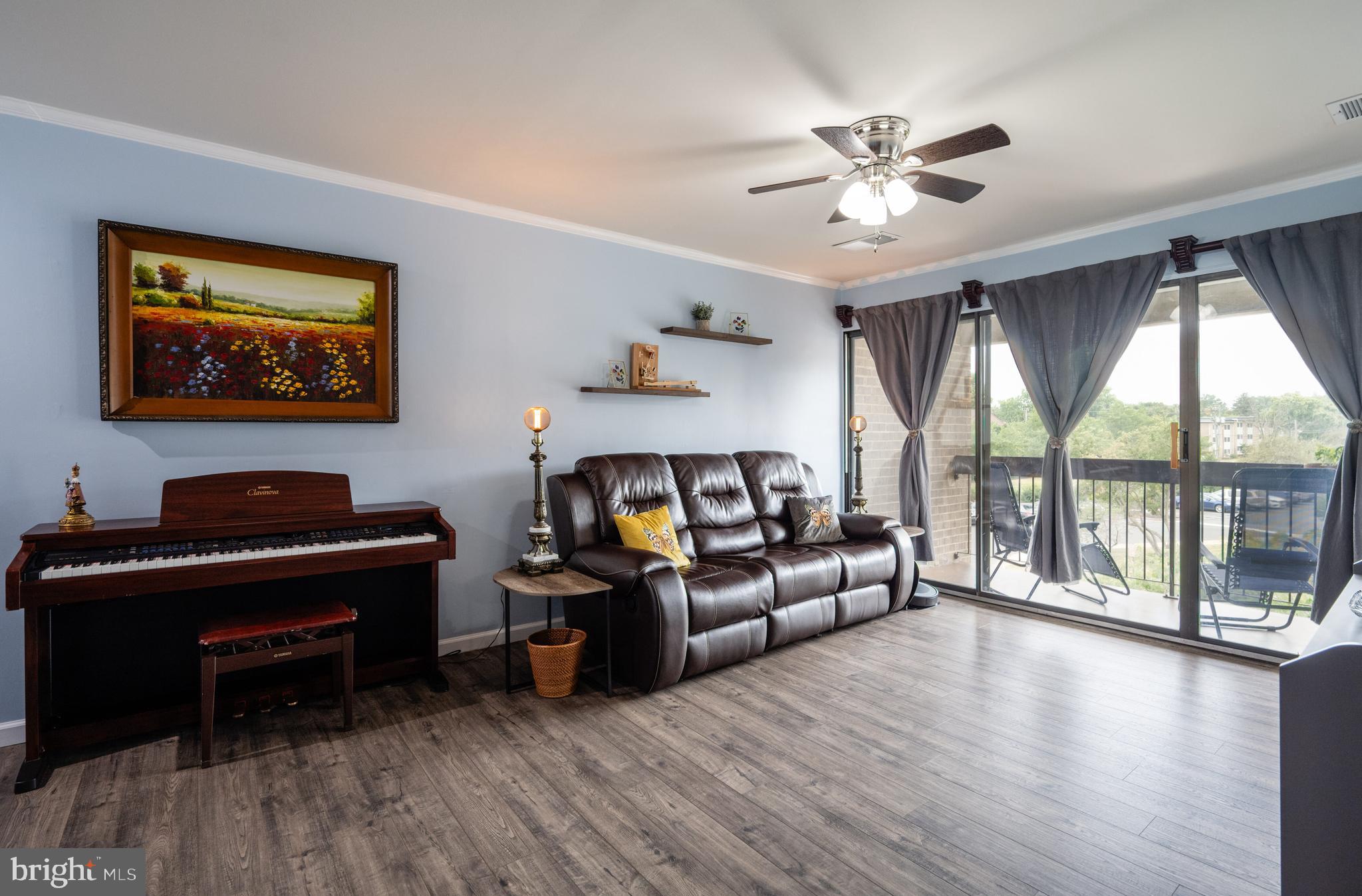 JEFFERSON MEWS - Residential