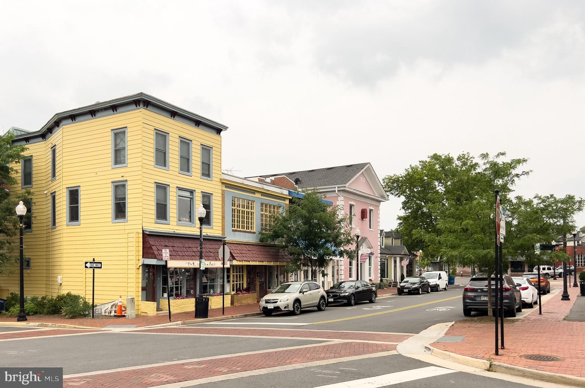 JEFFERSON MEWS - Residential
