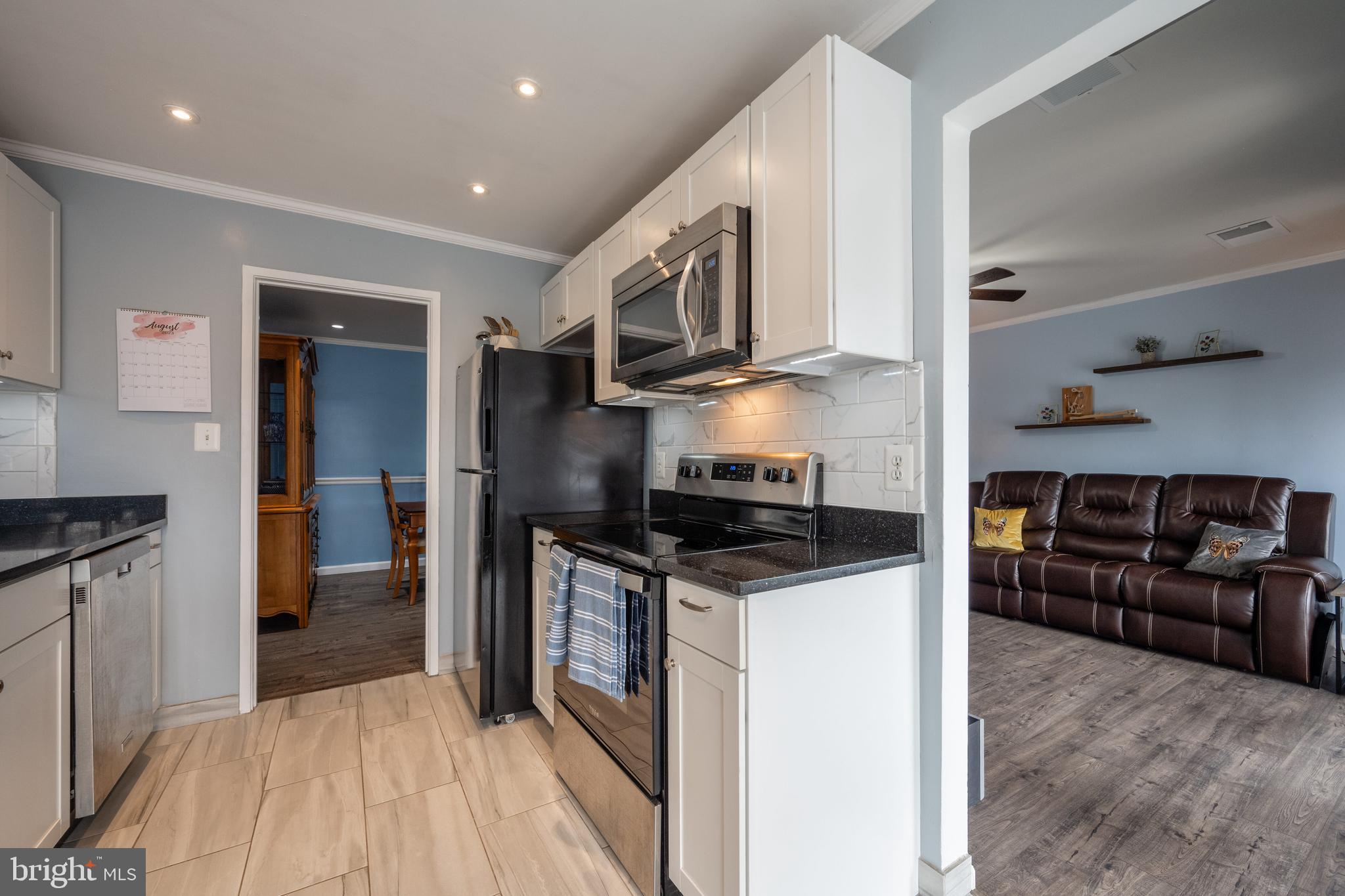 JEFFERSON MEWS - Residential