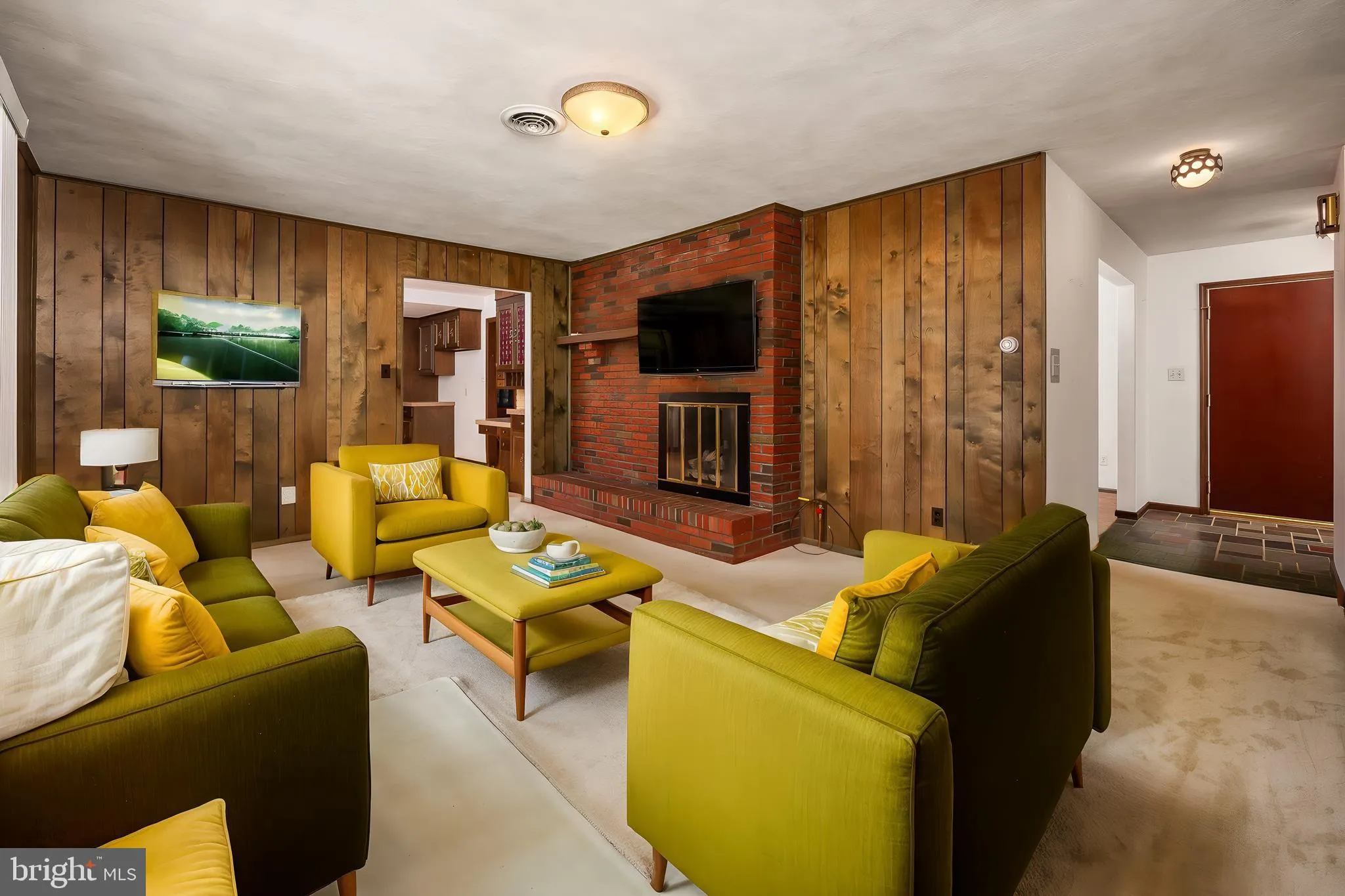 Bethlehem, Pennsylvania 18015, United States, 3 Bedrooms Bedrooms, ,4 BathroomsBathrooms,Residential,Pending,112082