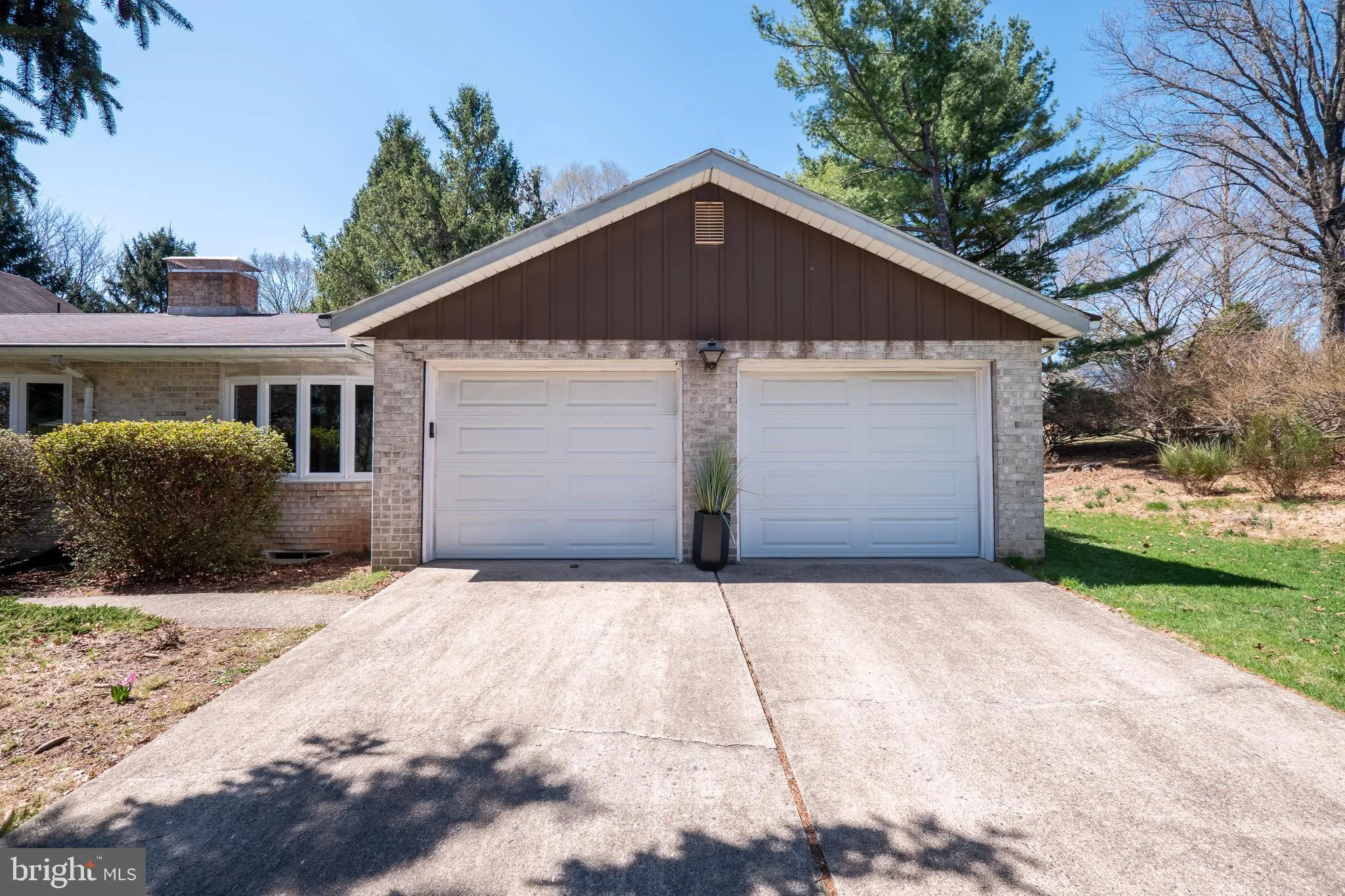 Bethlehem, Pennsylvania 18015, United States, 3 Bedrooms Bedrooms, ,4 BathroomsBathrooms,Residential,Pending,112082