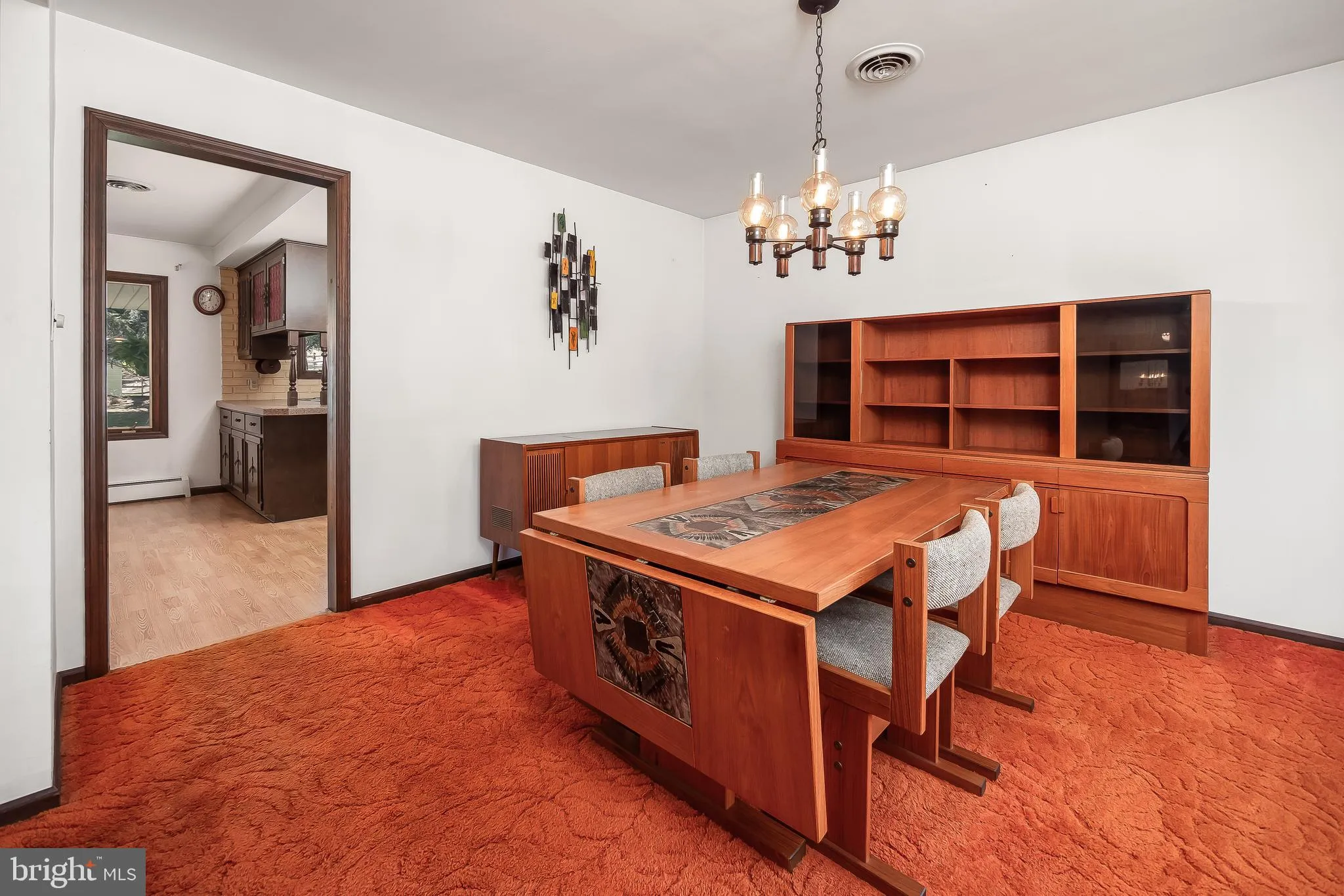 Bethlehem, Pennsylvania 18015, United States, 3 Bedrooms Bedrooms, ,4 BathroomsBathrooms,Residential,Pending,112082