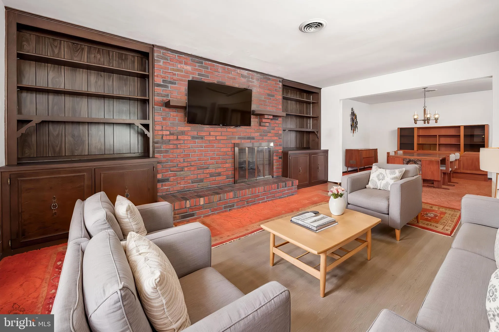 Bethlehem, Pennsylvania 18015, United States, 3 Bedrooms Bedrooms, ,4 BathroomsBathrooms,Residential,Pending,112082