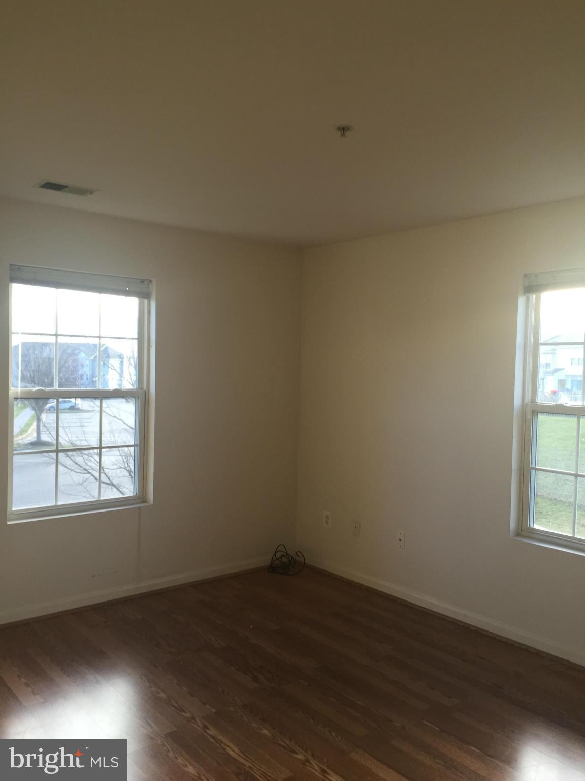 PARKPLACE CONDOMINIUMS - Residential Lease